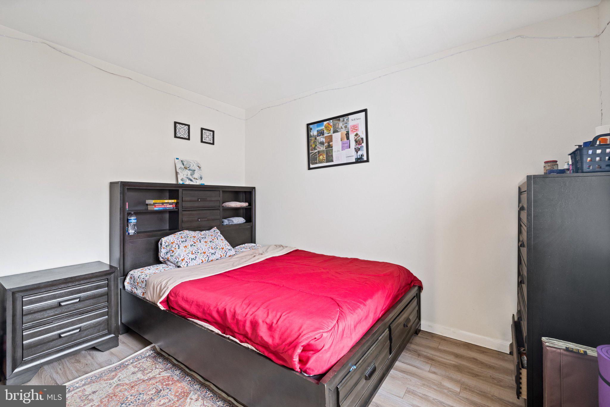 NEWPORT ESTATES - Residential