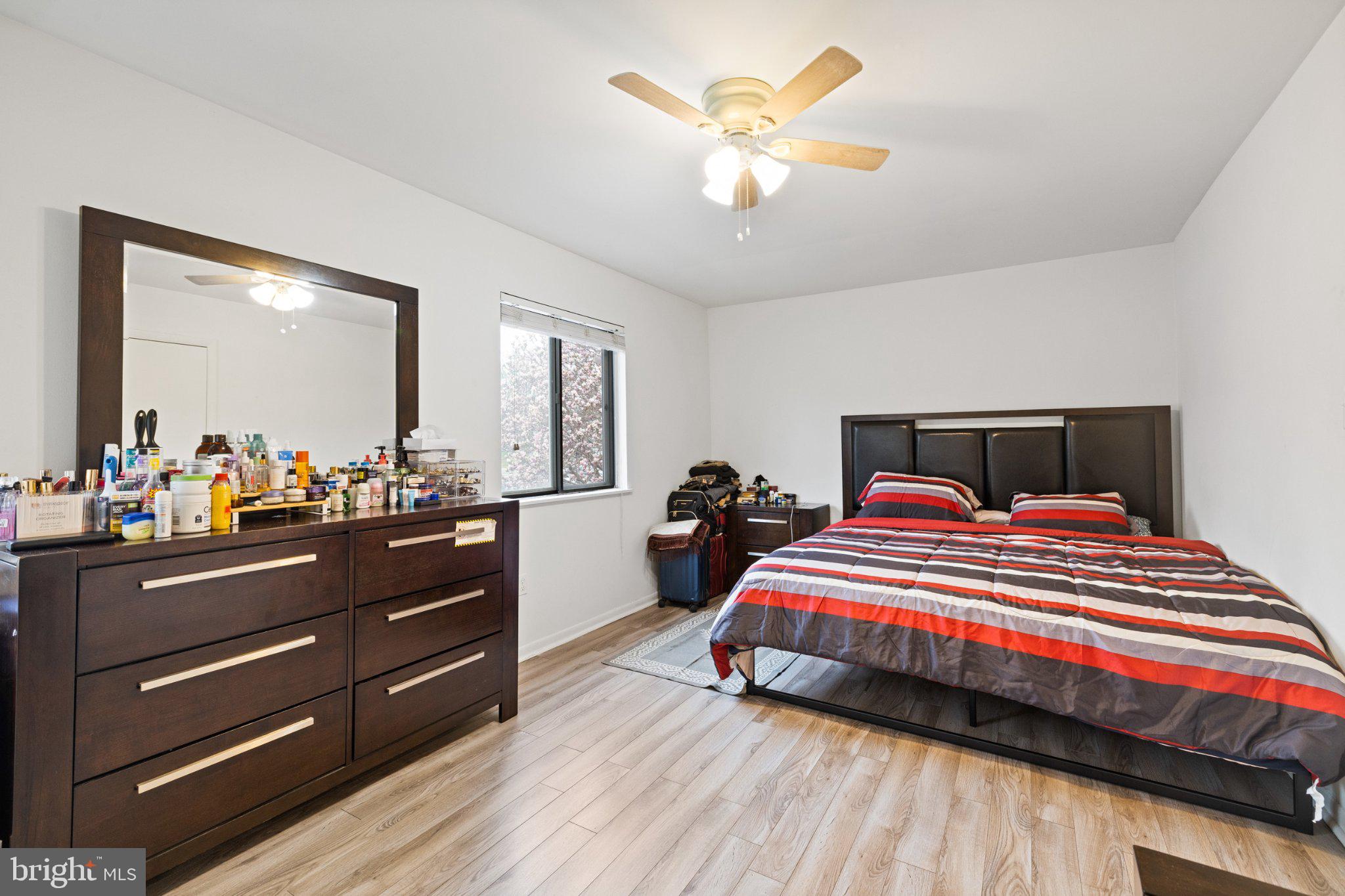 NEWPORT ESTATES - Residential