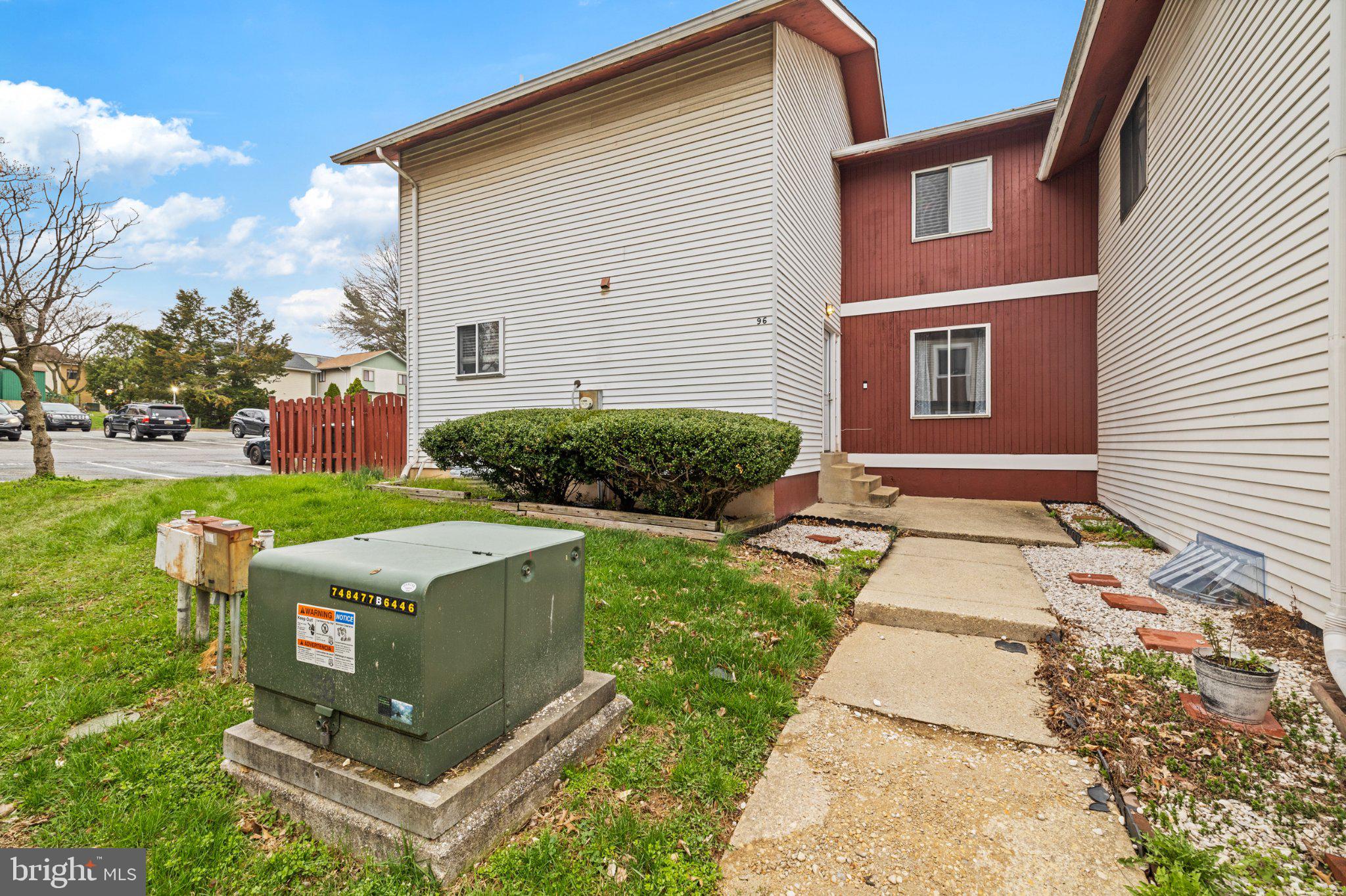 NEWPORT ESTATES - Residential