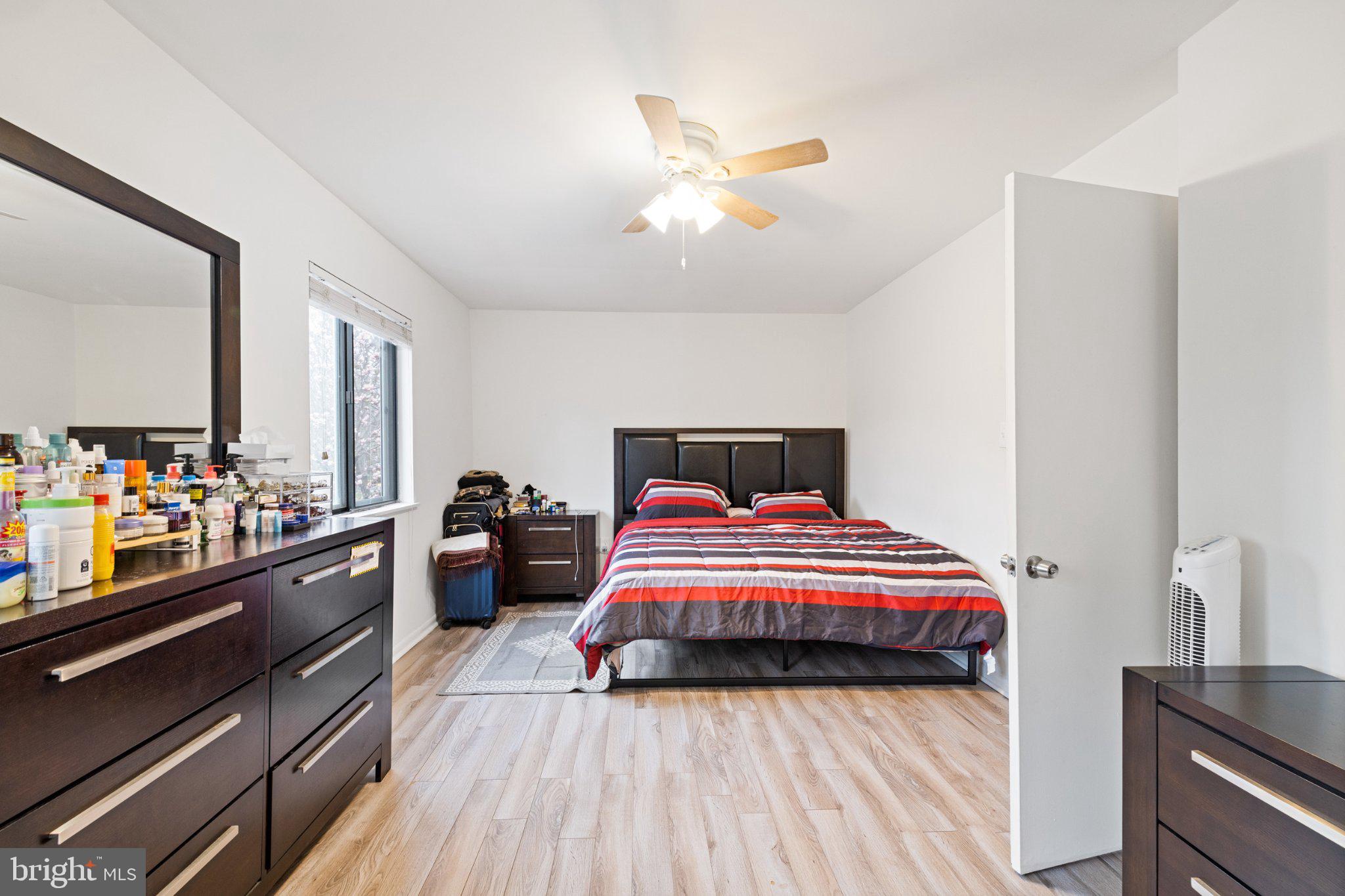 NEWPORT ESTATES - Residential