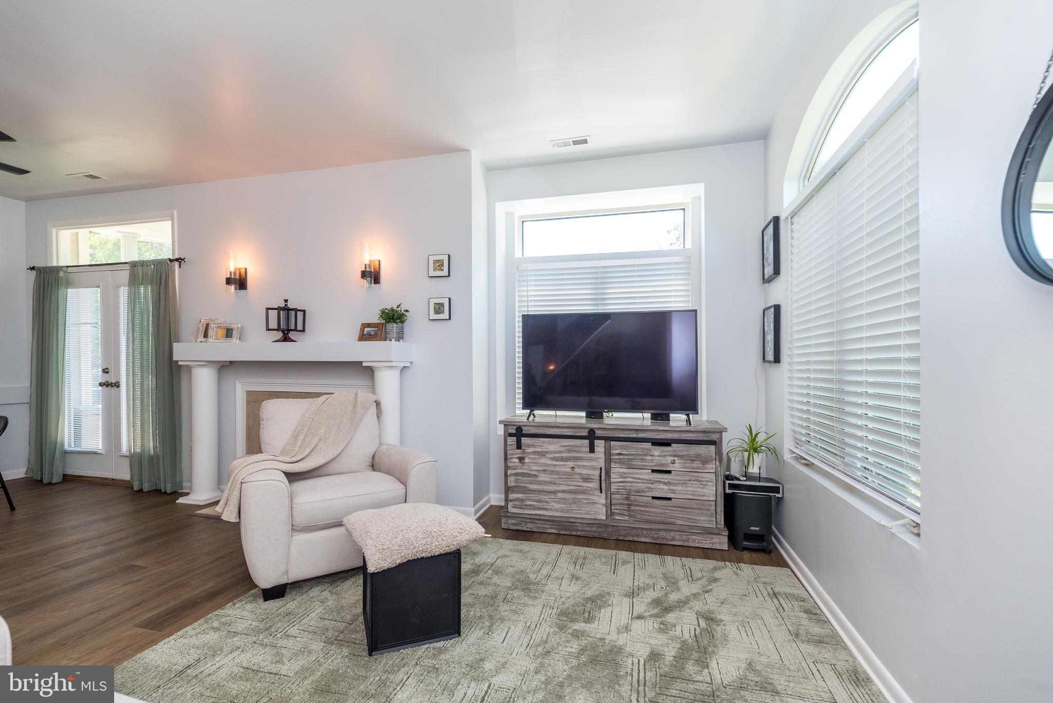 1301 BARBARAS COURT