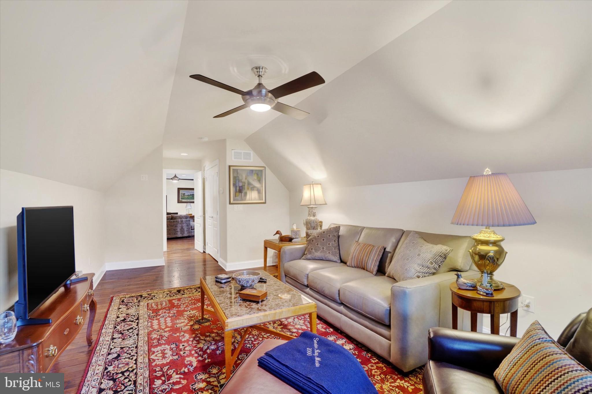 FLORIBUNDA HEIGHTS - Residential