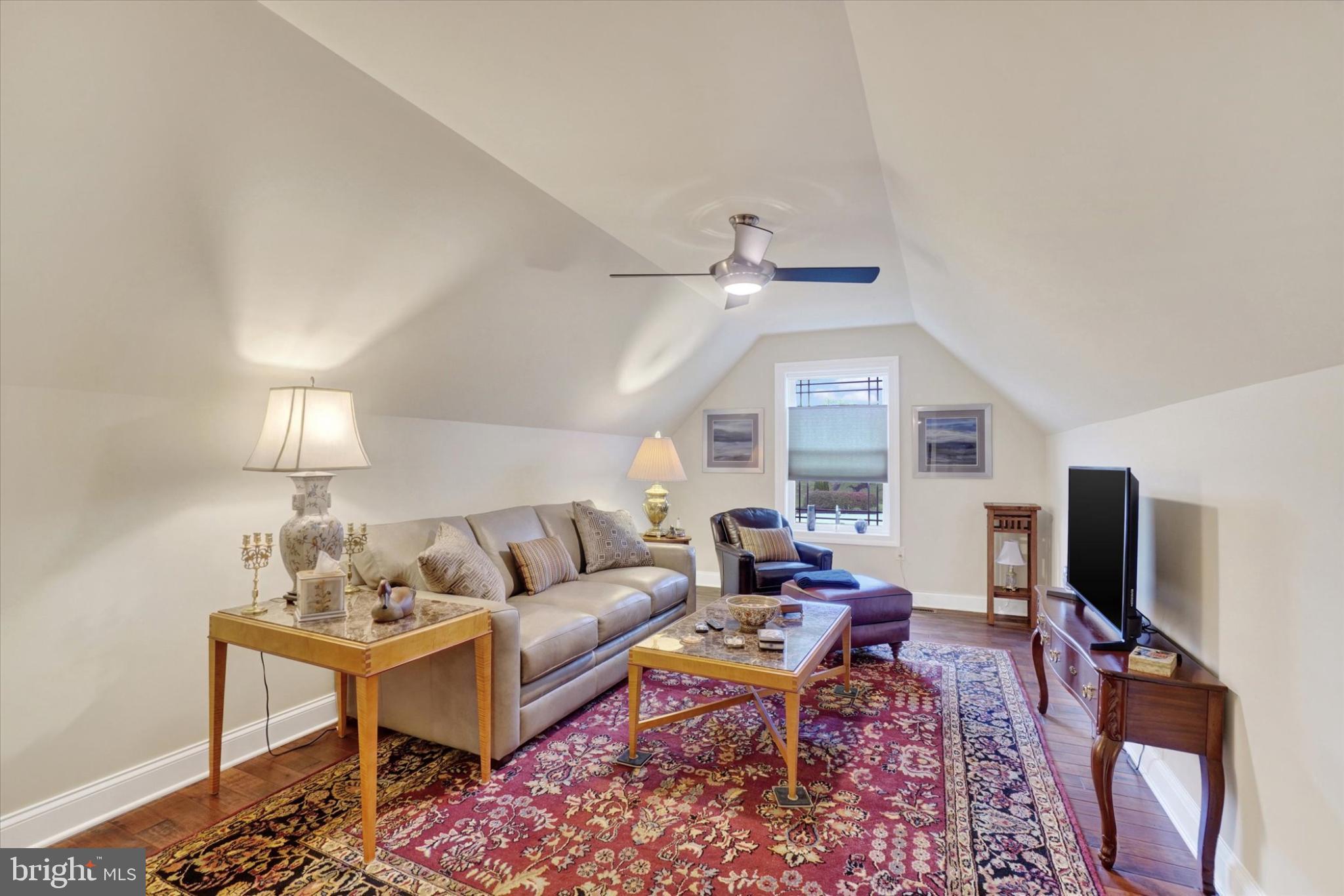 FLORIBUNDA HEIGHTS - Residential