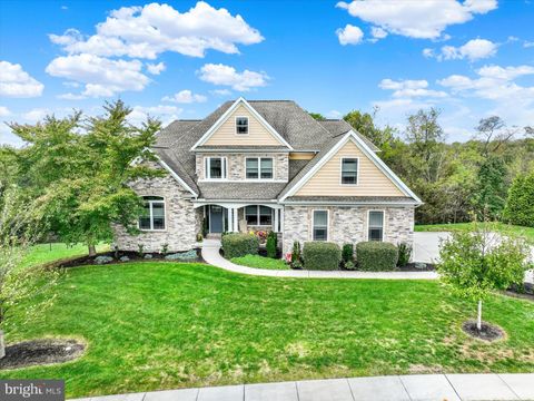 19 MARINA DRIVE CAMP HILL PA 17011