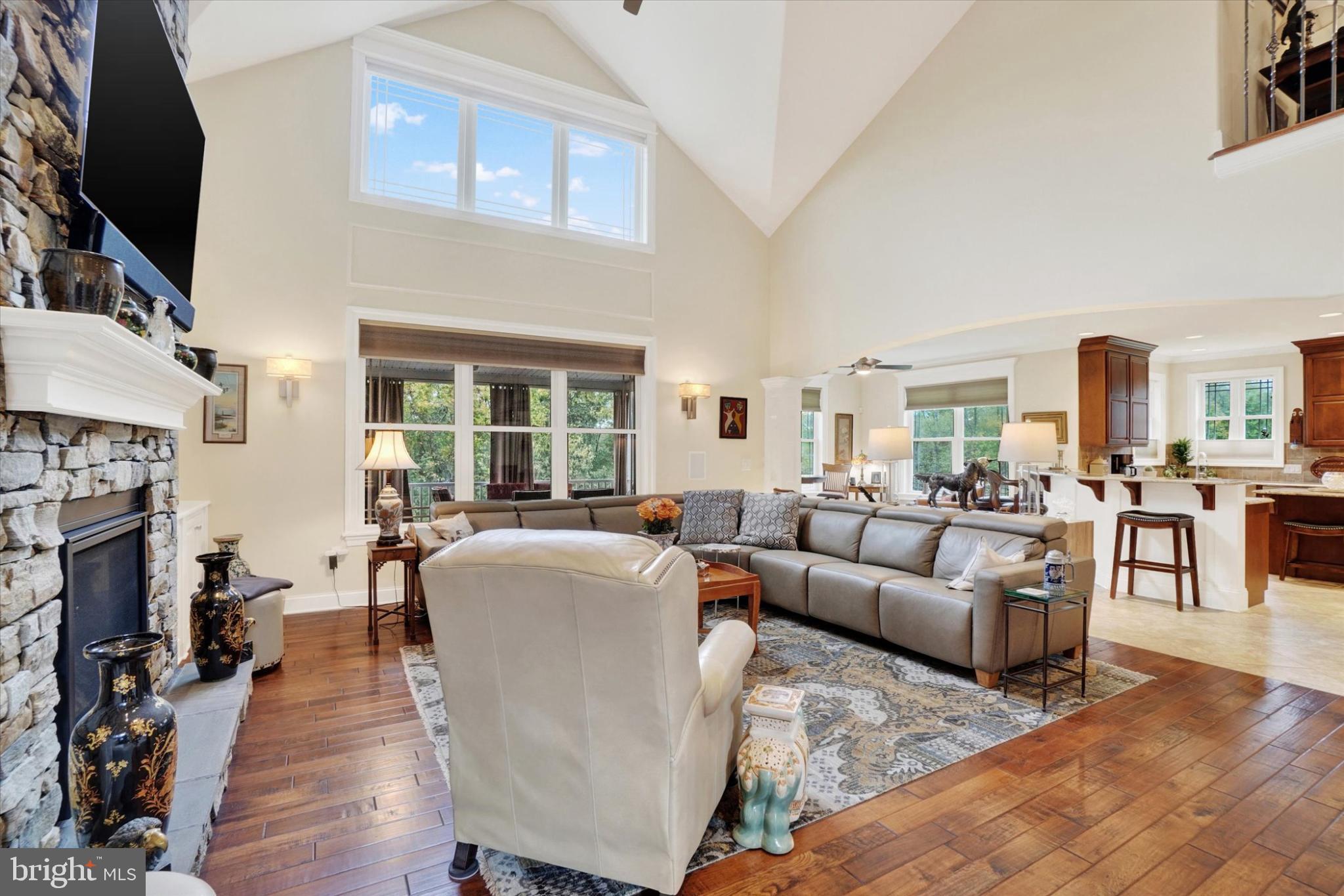 FLORIBUNDA HEIGHTS - Residential