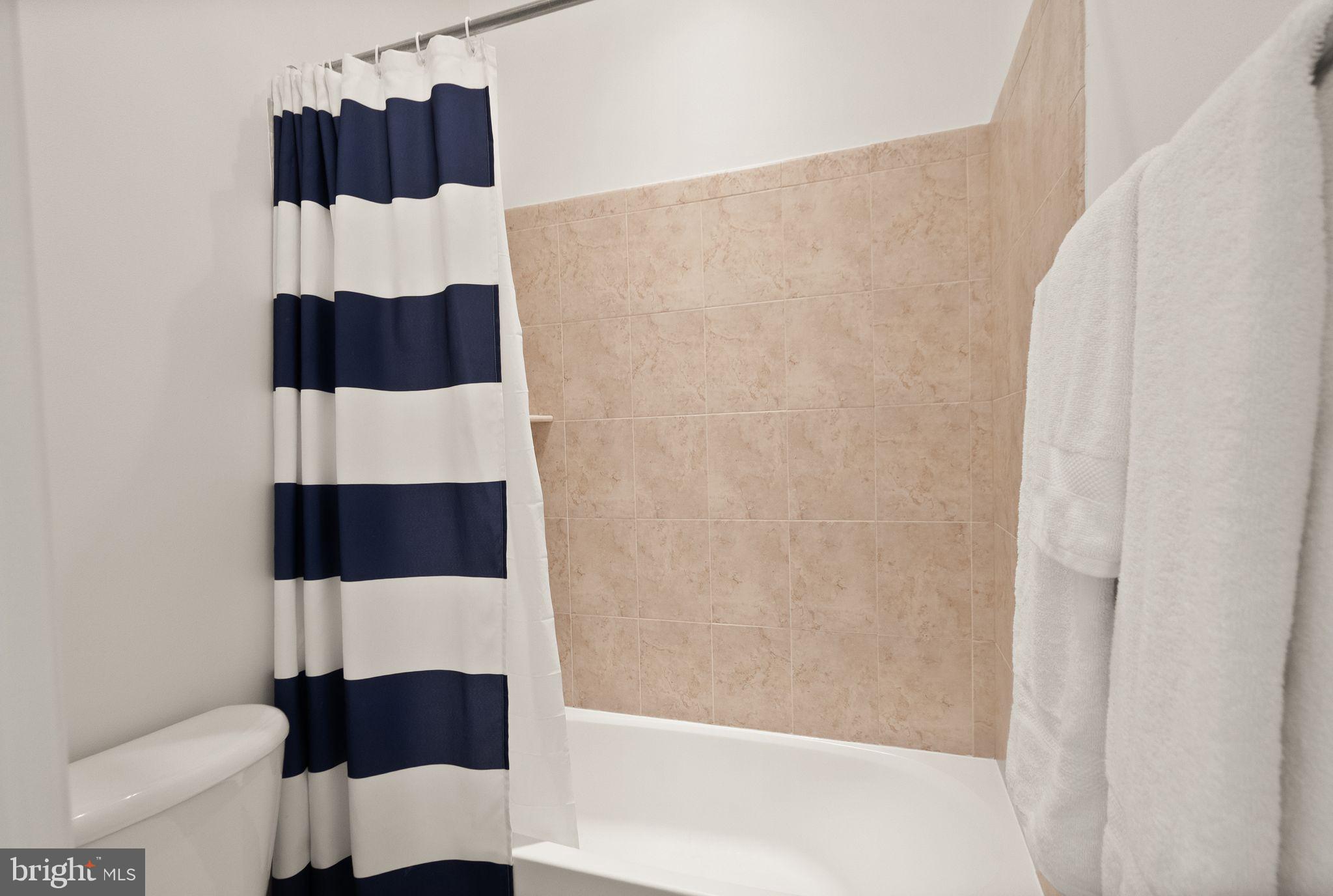 HAYMARKET OVERLOOK - Residential