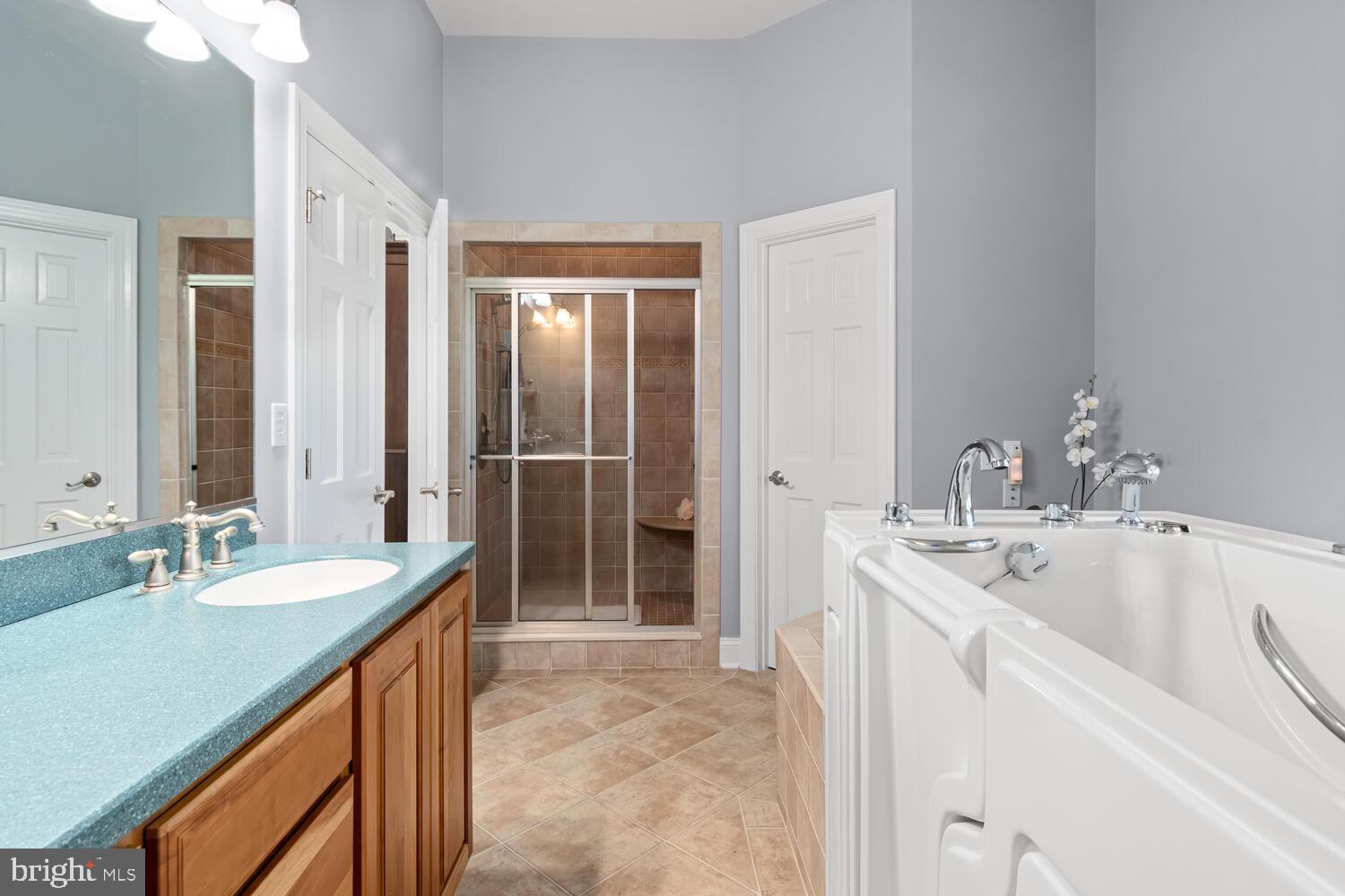 WYE HARBOR - Residential