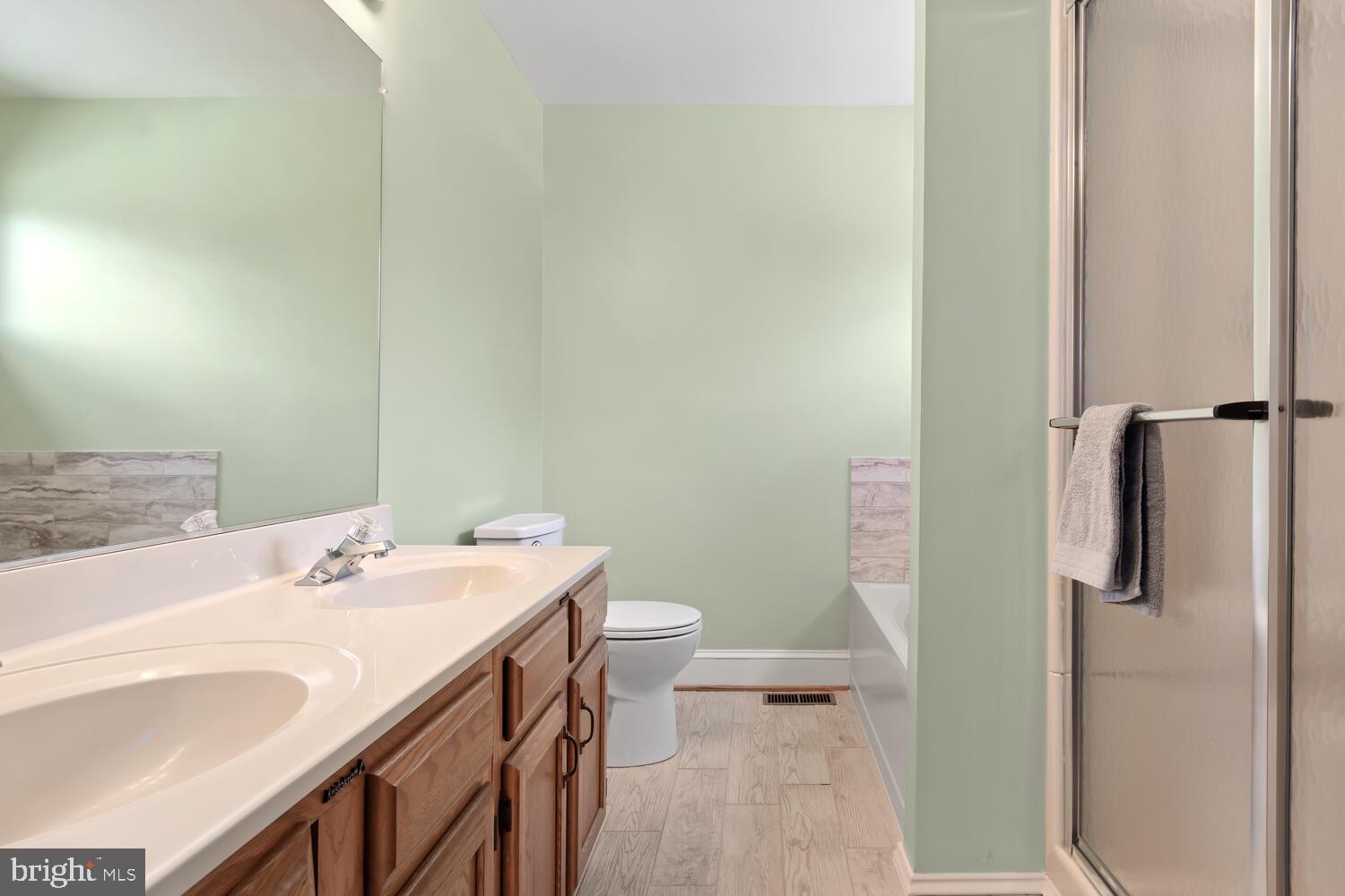 WYE HARBOR - Residential