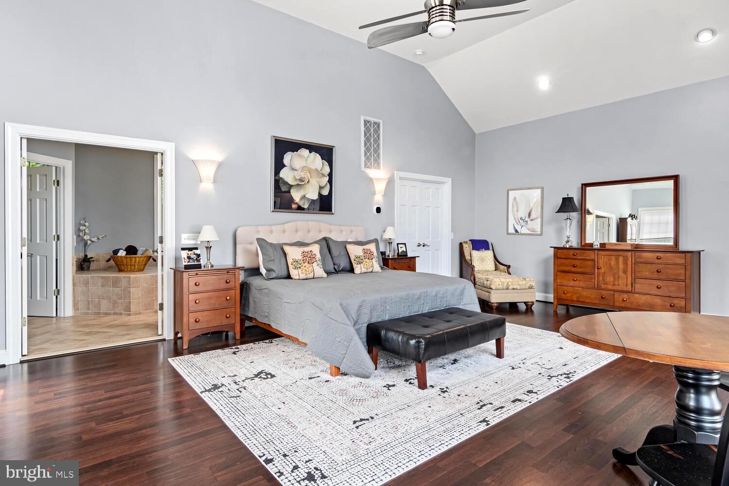 WYE HARBOR - Residential