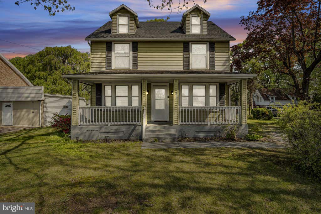Photo of 1948 W Trindle Rd, CARLISLE, PA 17013 (MLS # PACB2053132)