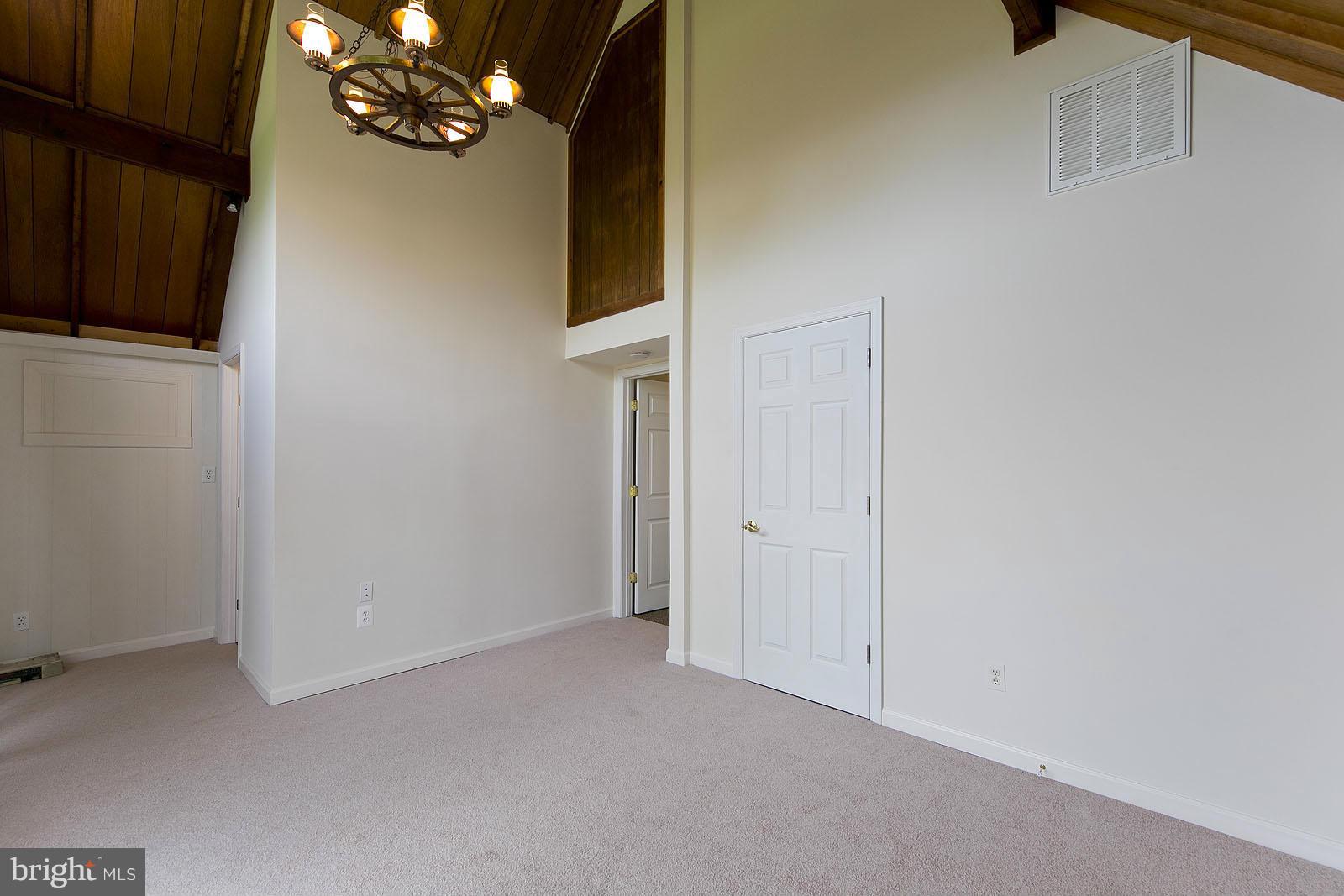 APPLE MT LAKE - Residential