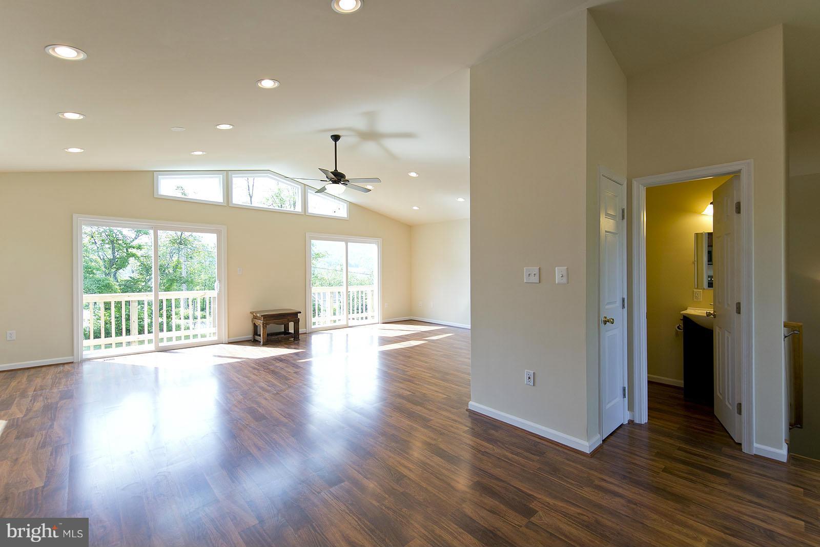 APPLE MT LAKE - Residential