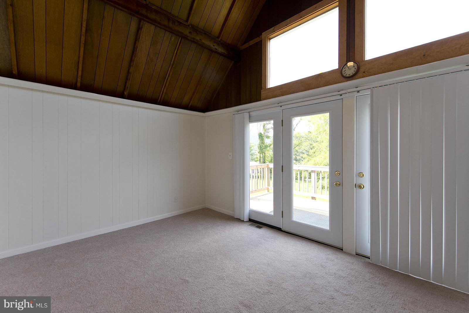 APPLE MT LAKE - Residential