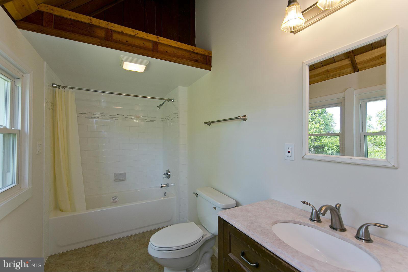 APPLE MT LAKE - Residential