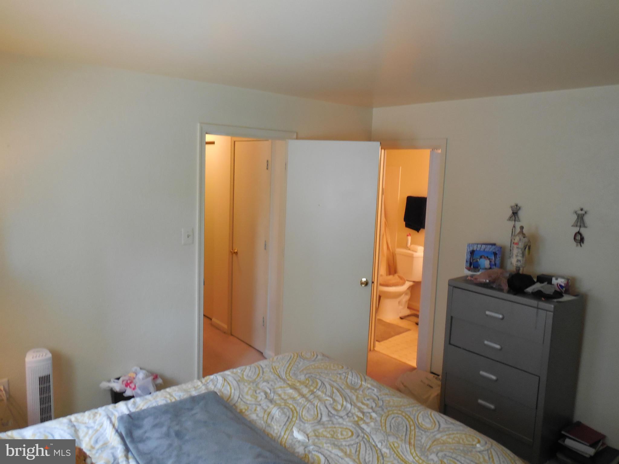 SURREY AT MANCHESTER LAKES - Residential