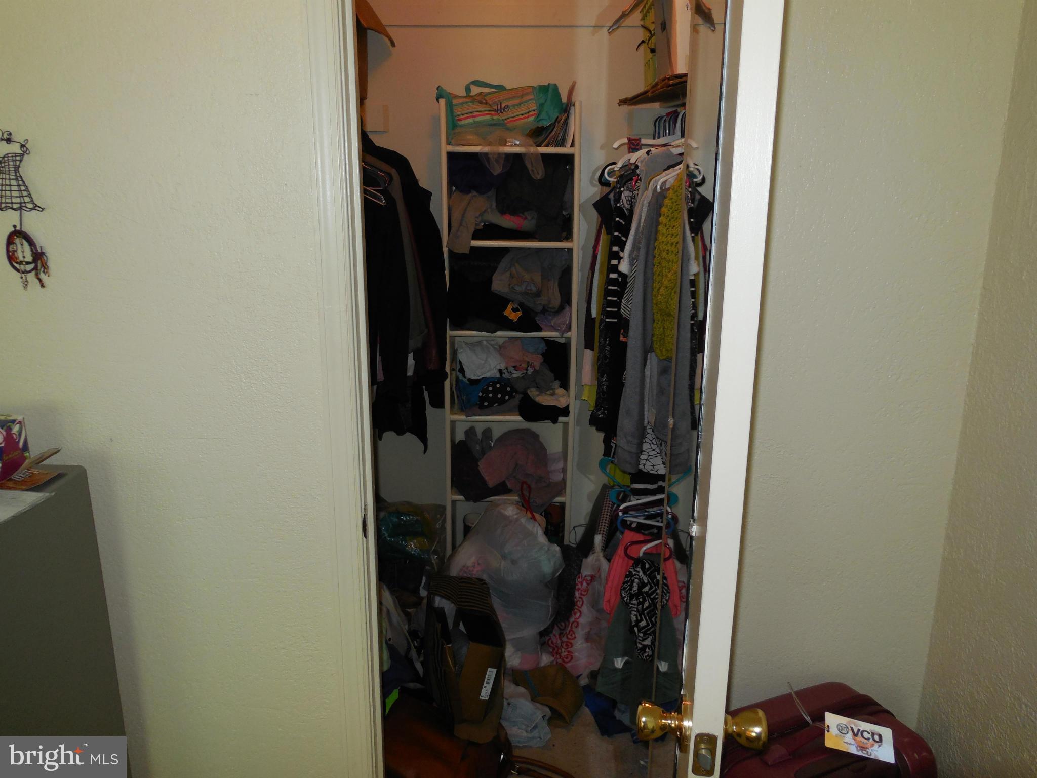 SURREY AT MANCHESTER LAKES - Residential