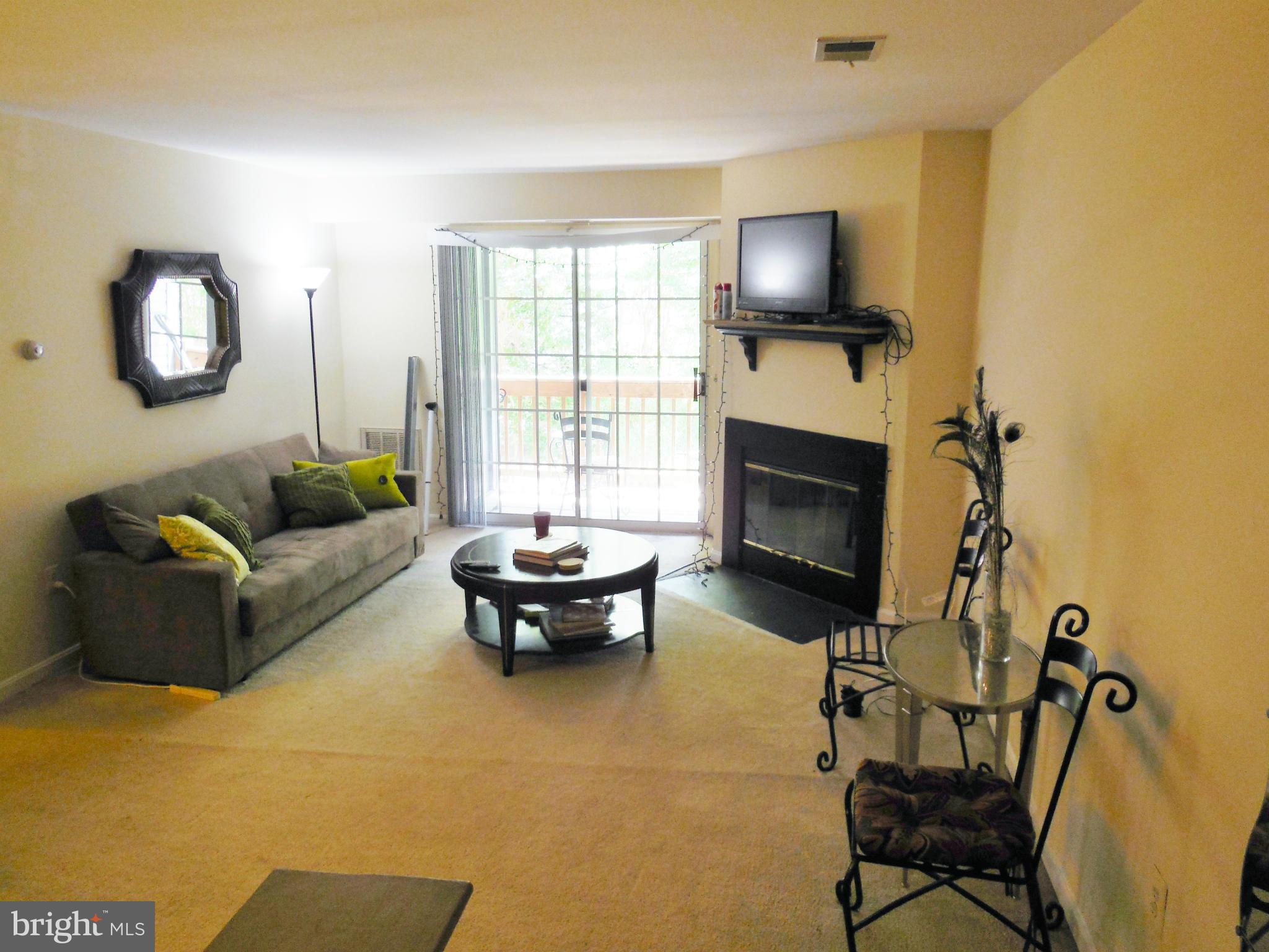 SURREY AT MANCHESTER LAKES - Residential