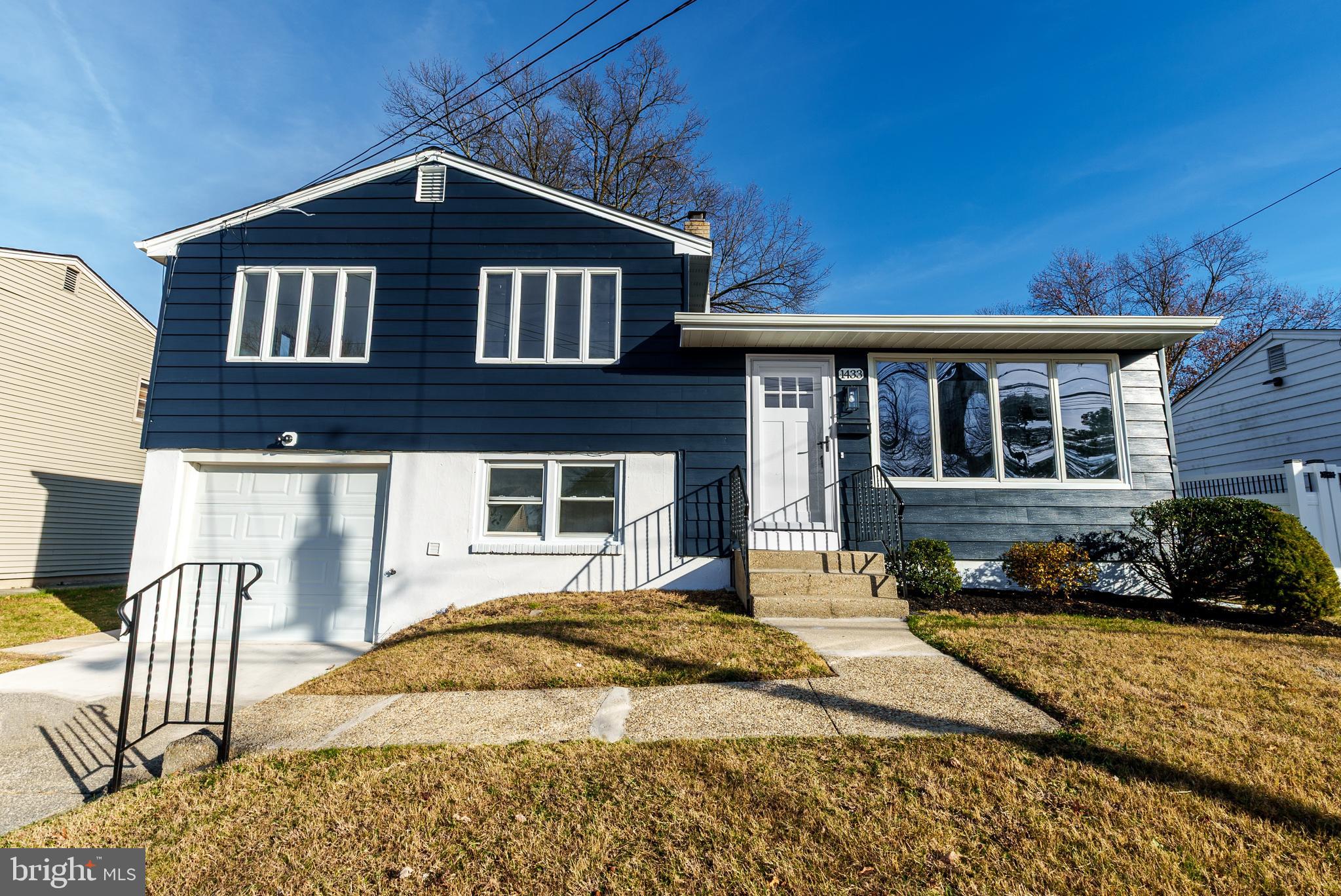 1433 ORIENTAL AVENUE