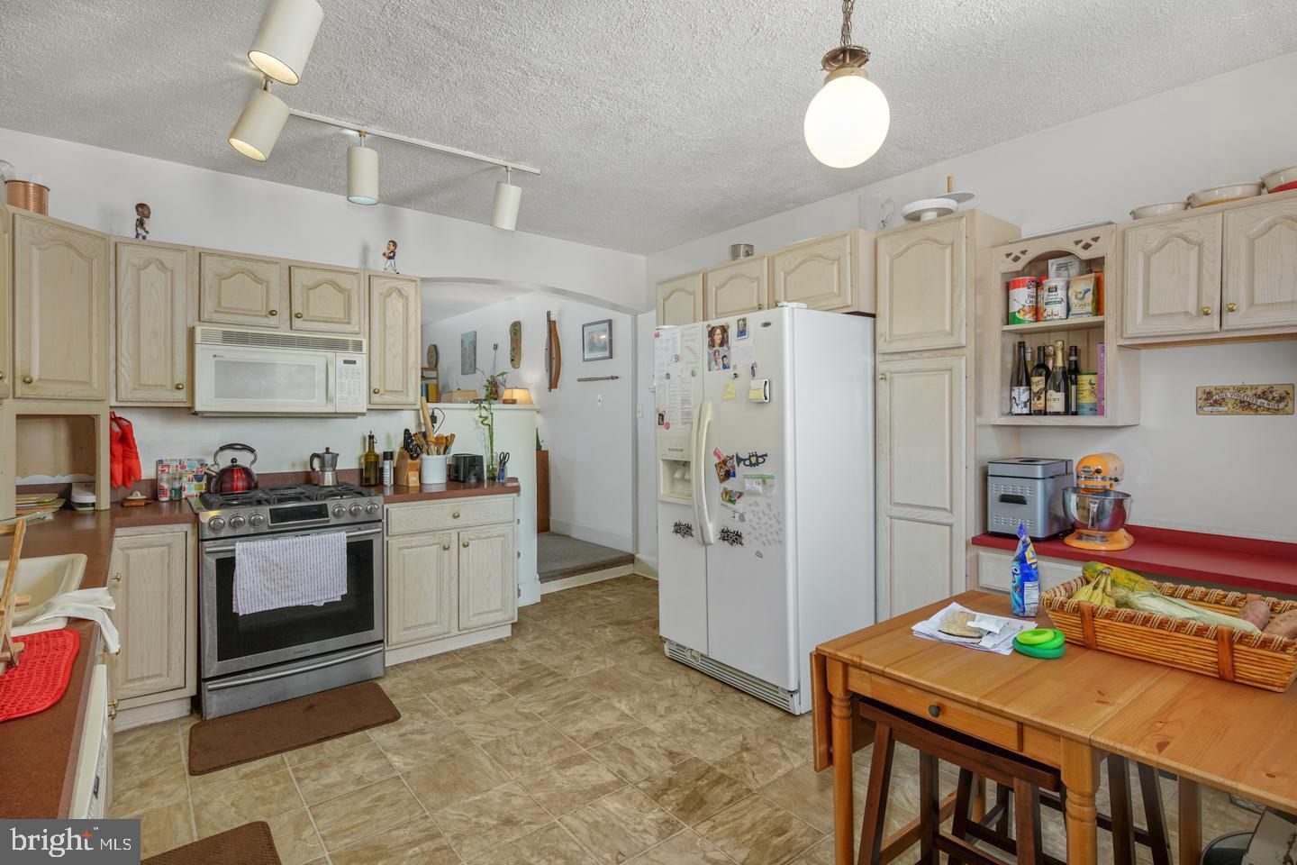 POWELTON VILLAGE - Residential Income