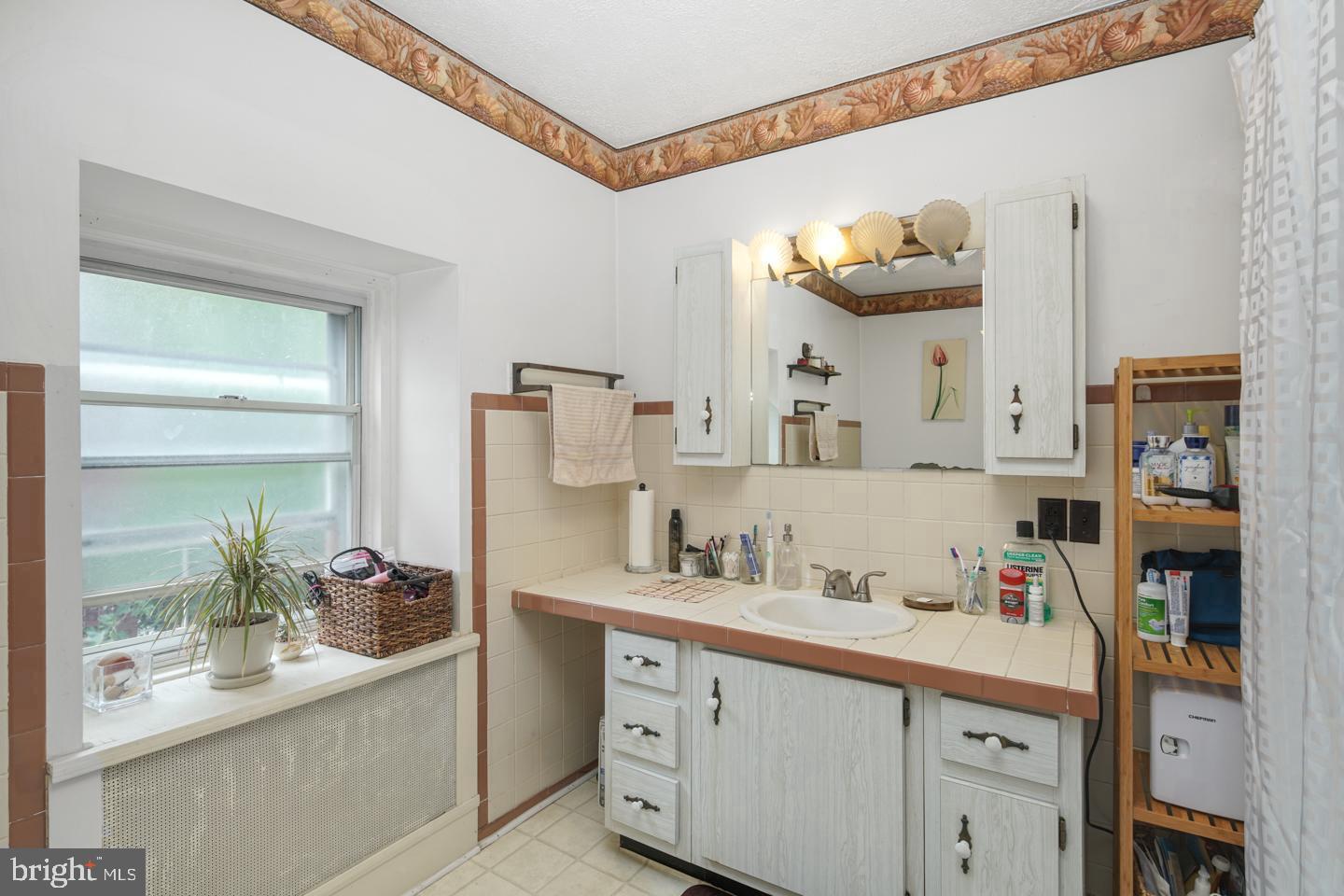 POWELTON VILLAGE - Residential Income