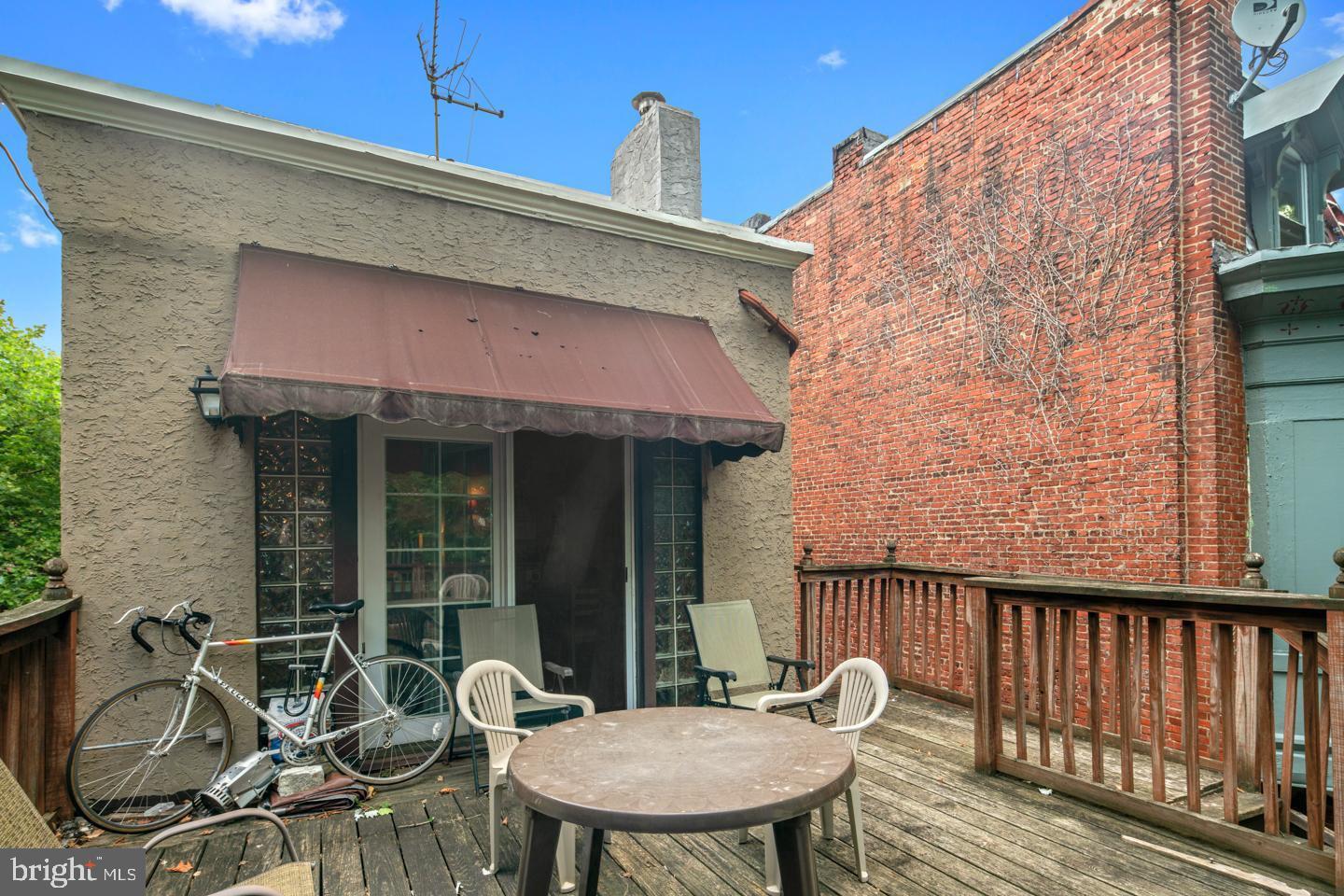 POWELTON VILLAGE - Residential Income