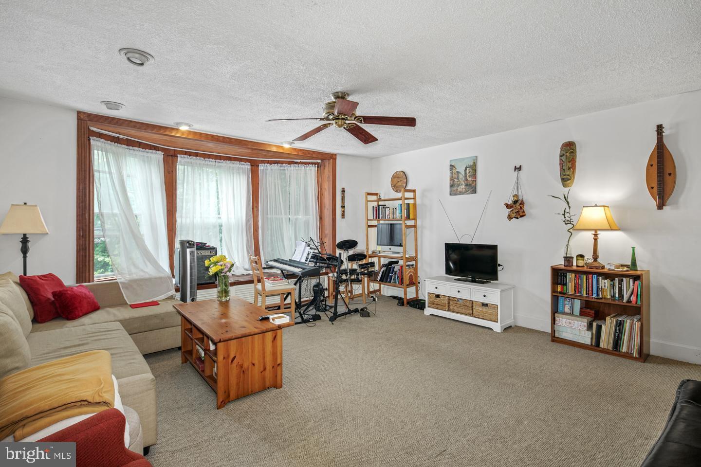 POWELTON VILLAGE - Residential Income