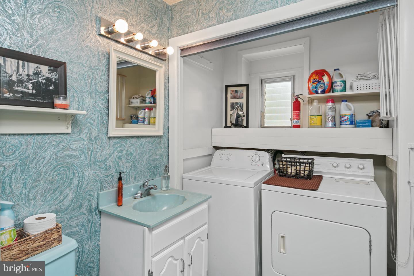 POWELTON VILLAGE - Residential Income