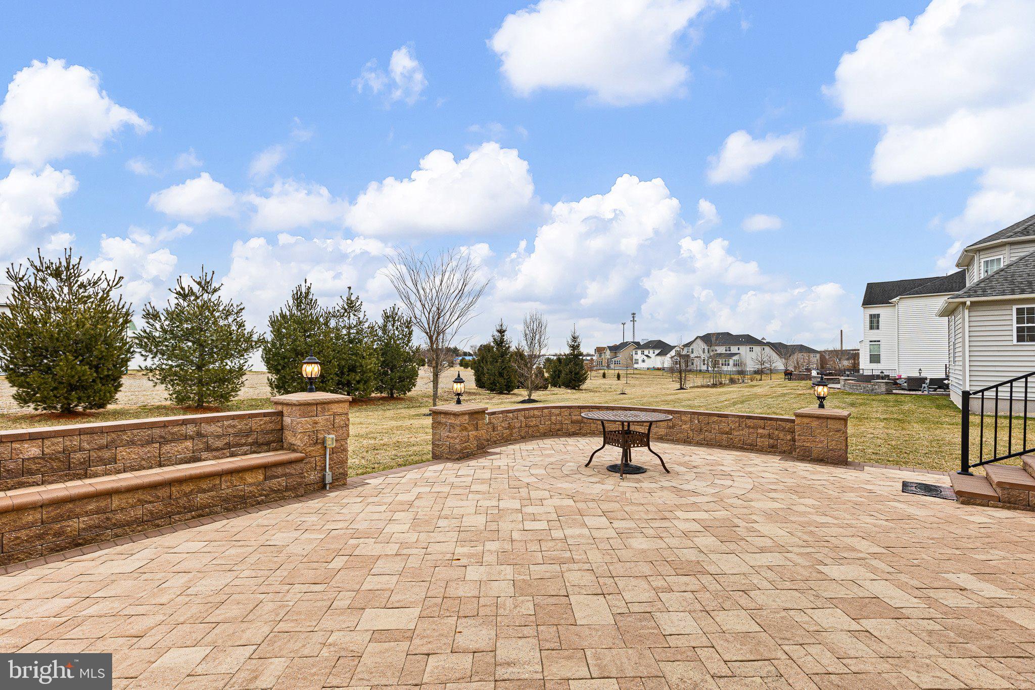 HIGHPOINT - Residential