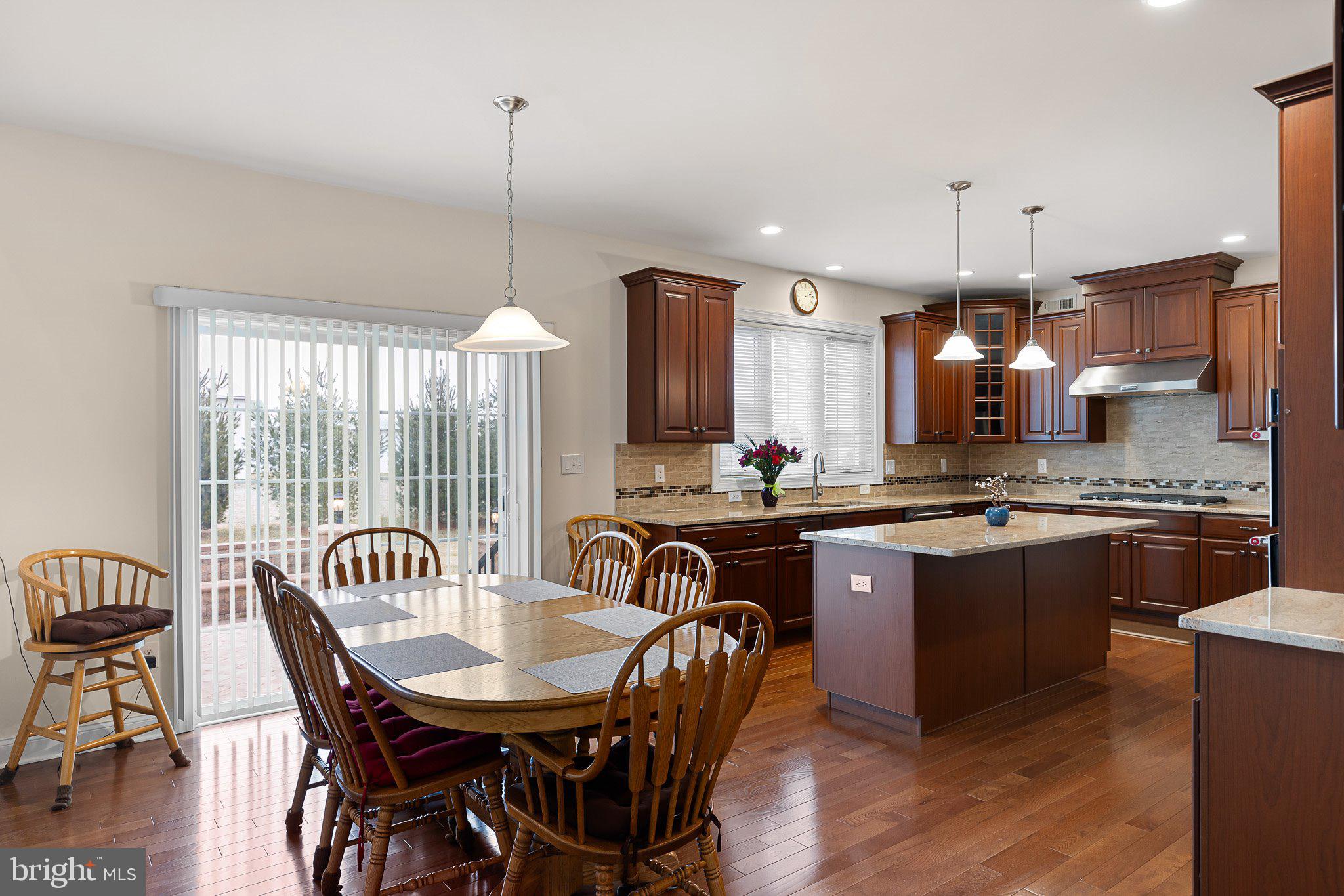 HIGHPOINT - Residential