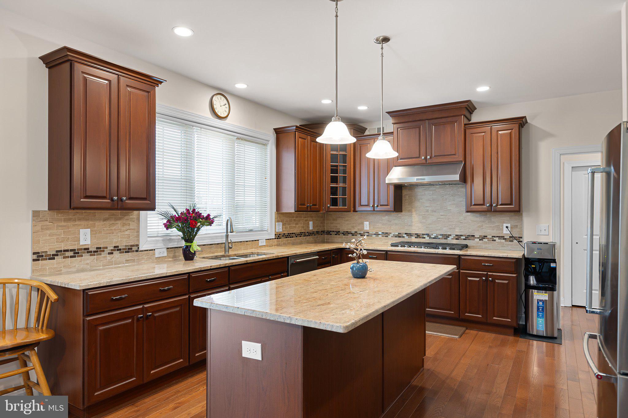 HIGHPOINT - Residential