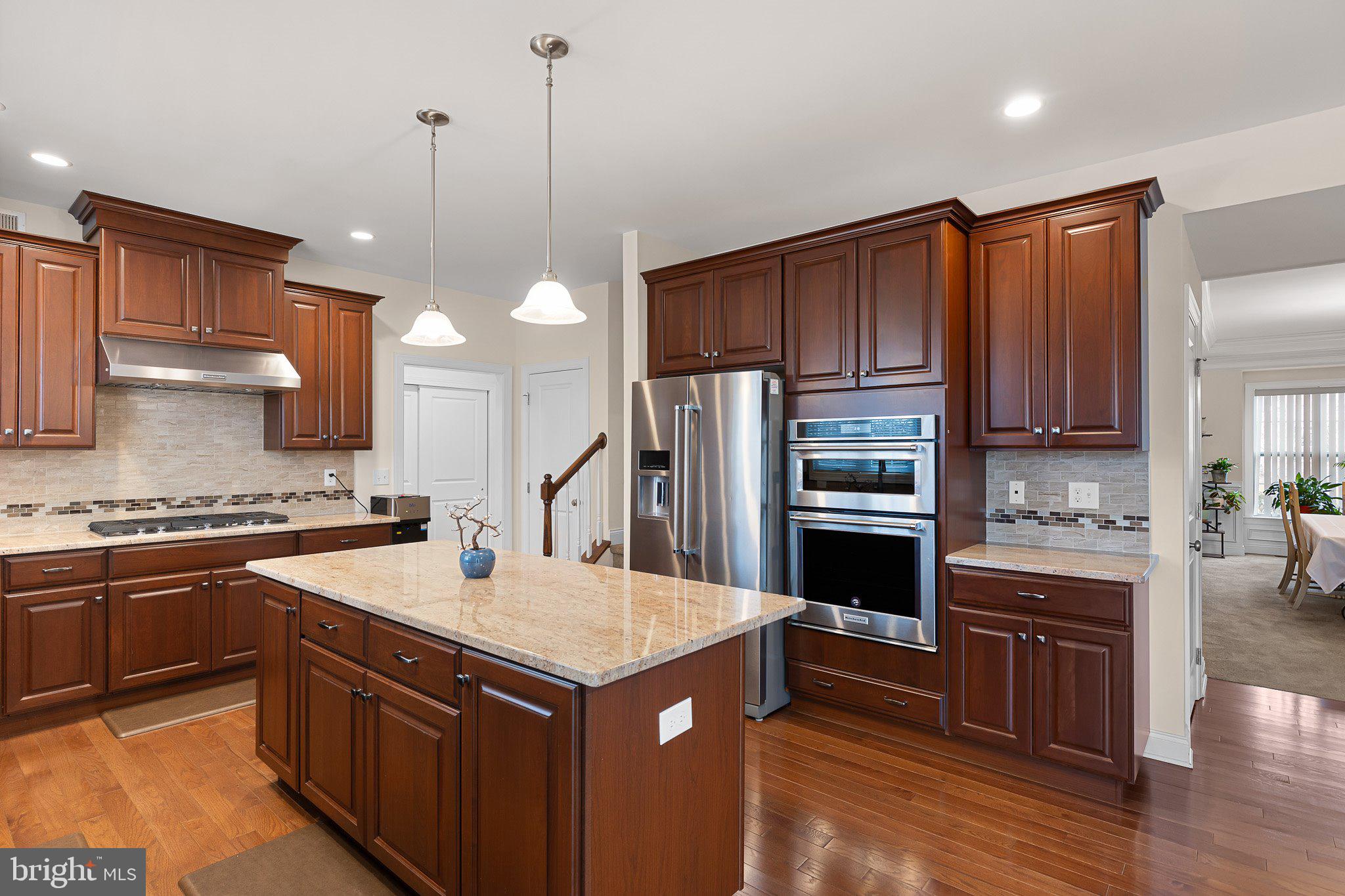 HIGHPOINT - Residential