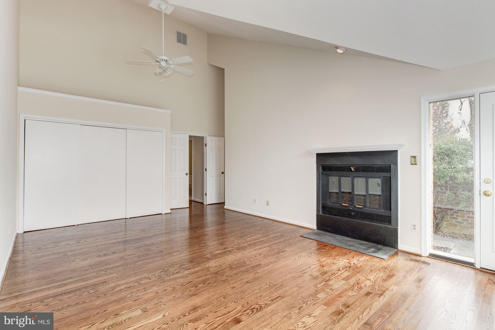 THE MEADOWS OF GREEN SPRING - Residential Lease