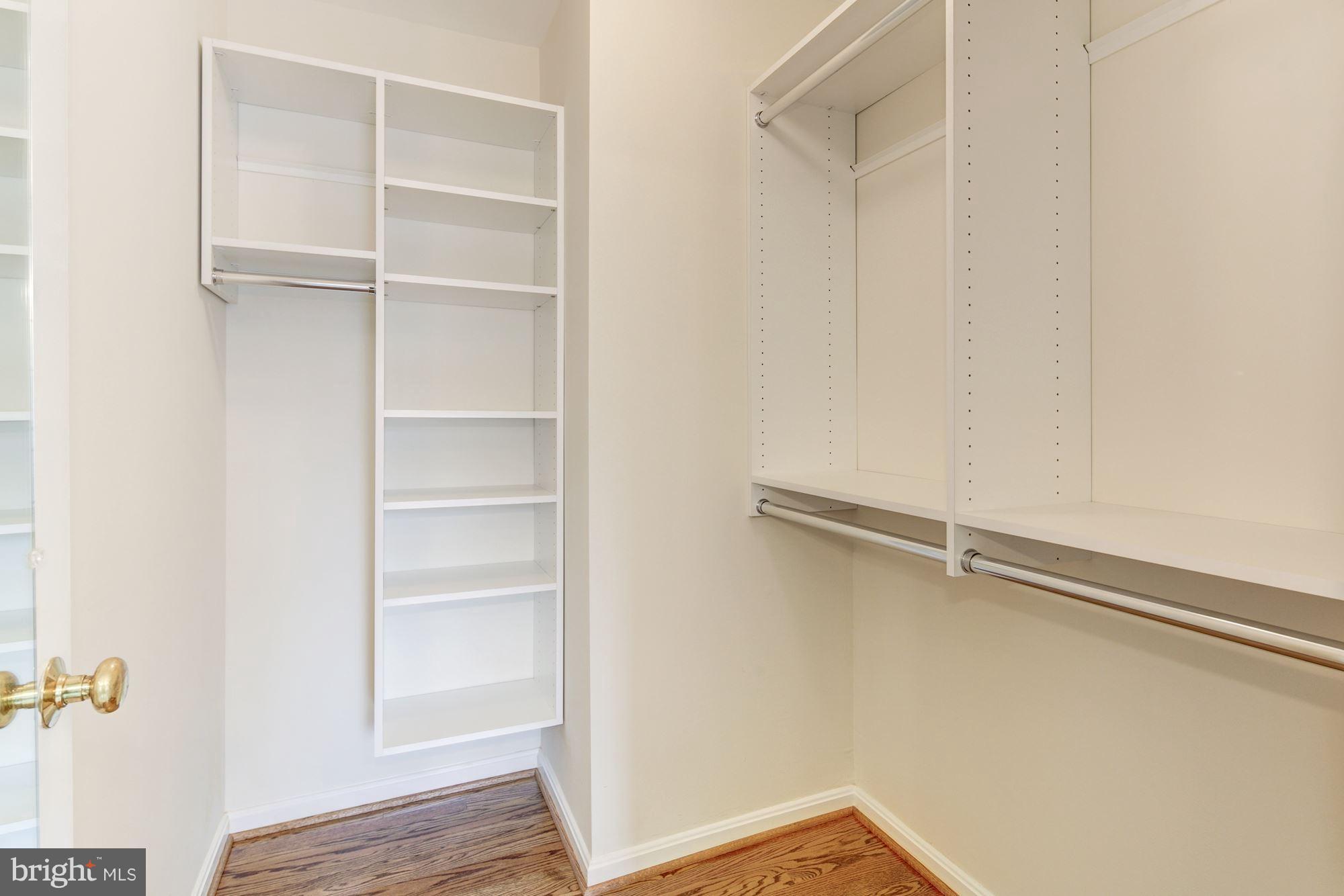 THE MEADOWS OF GREEN SPRING - Residential Lease