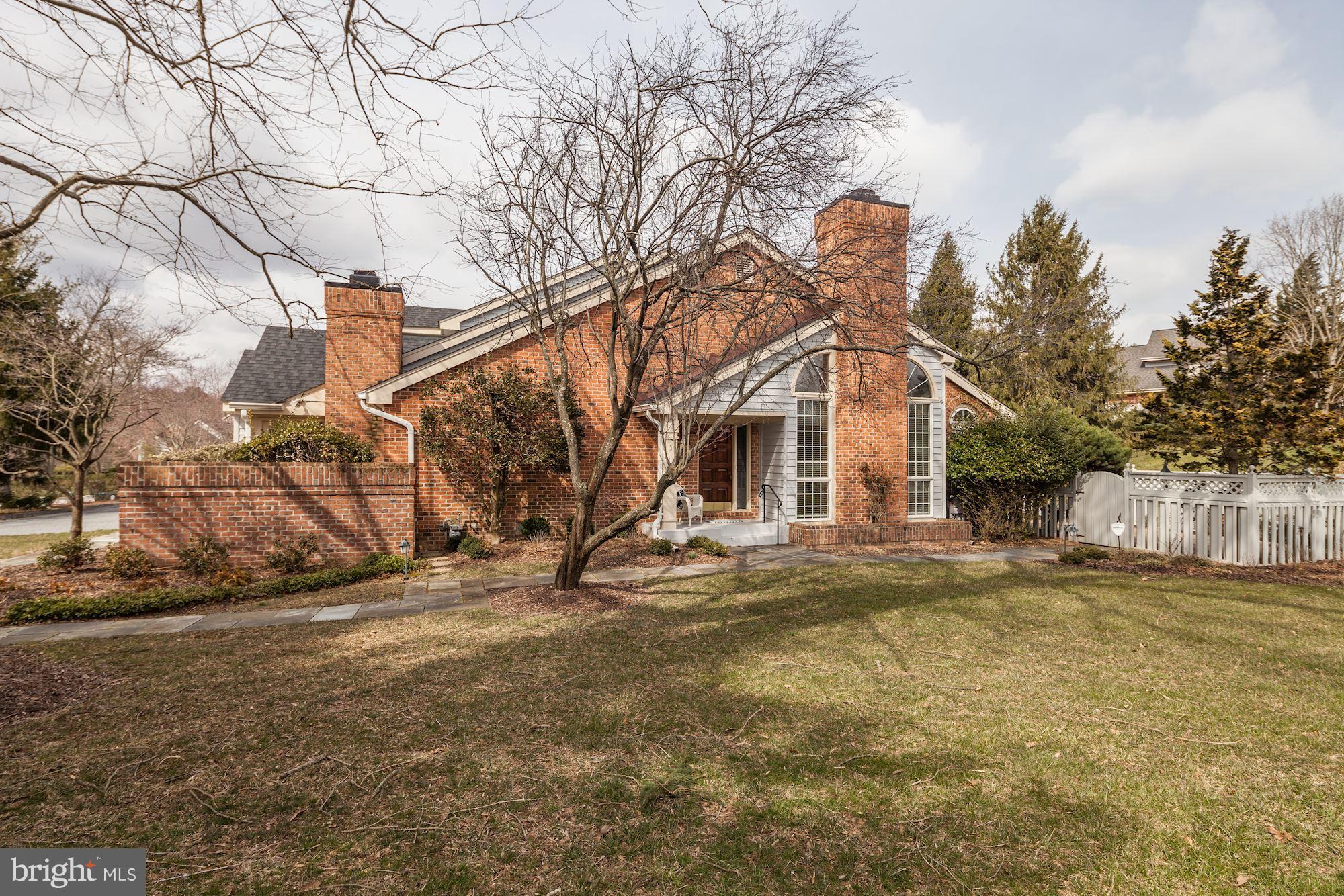 THE MEADOWS OF GREEN SPRING - Residential Lease