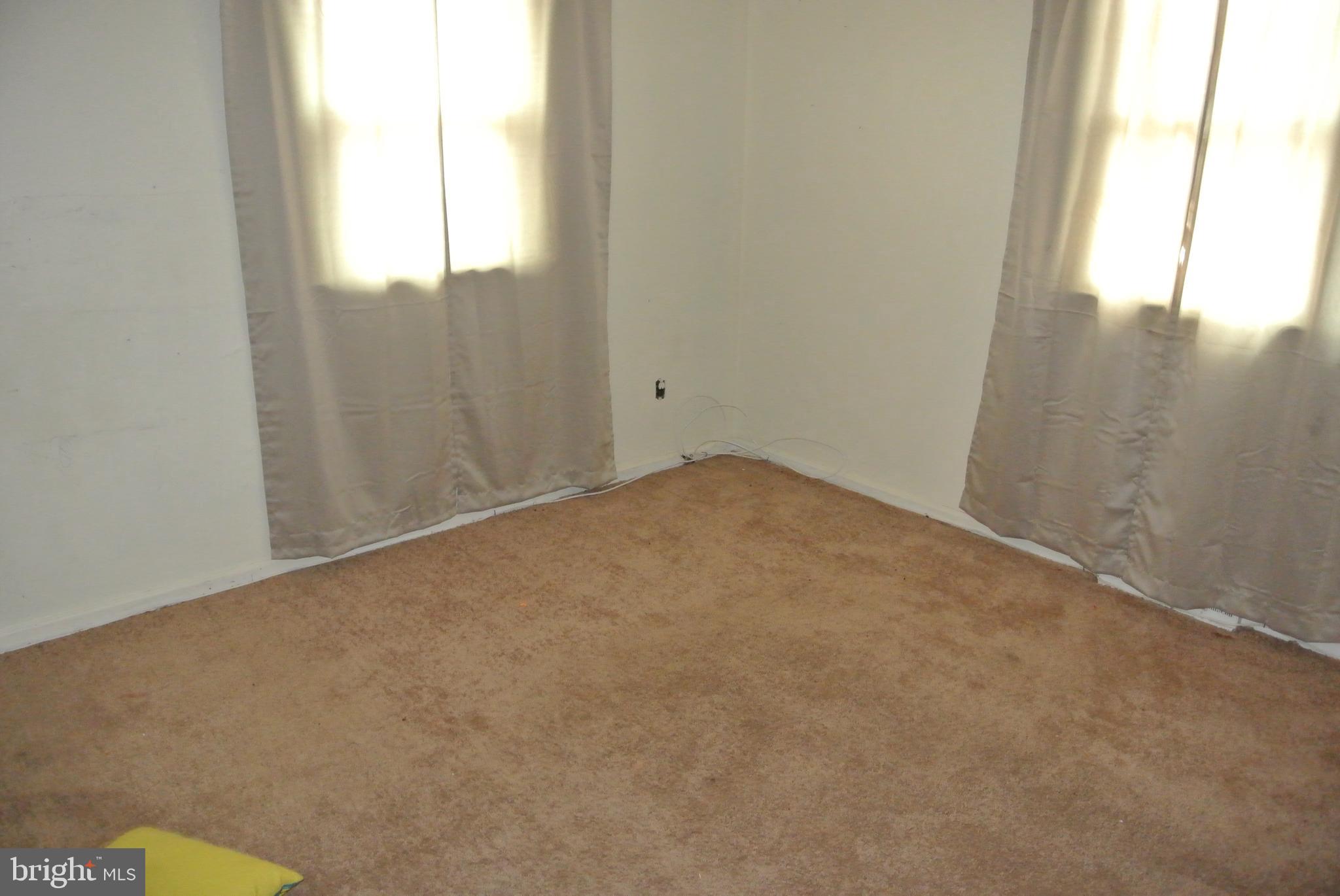 COUNTRY CLUB SOUTH - Residential