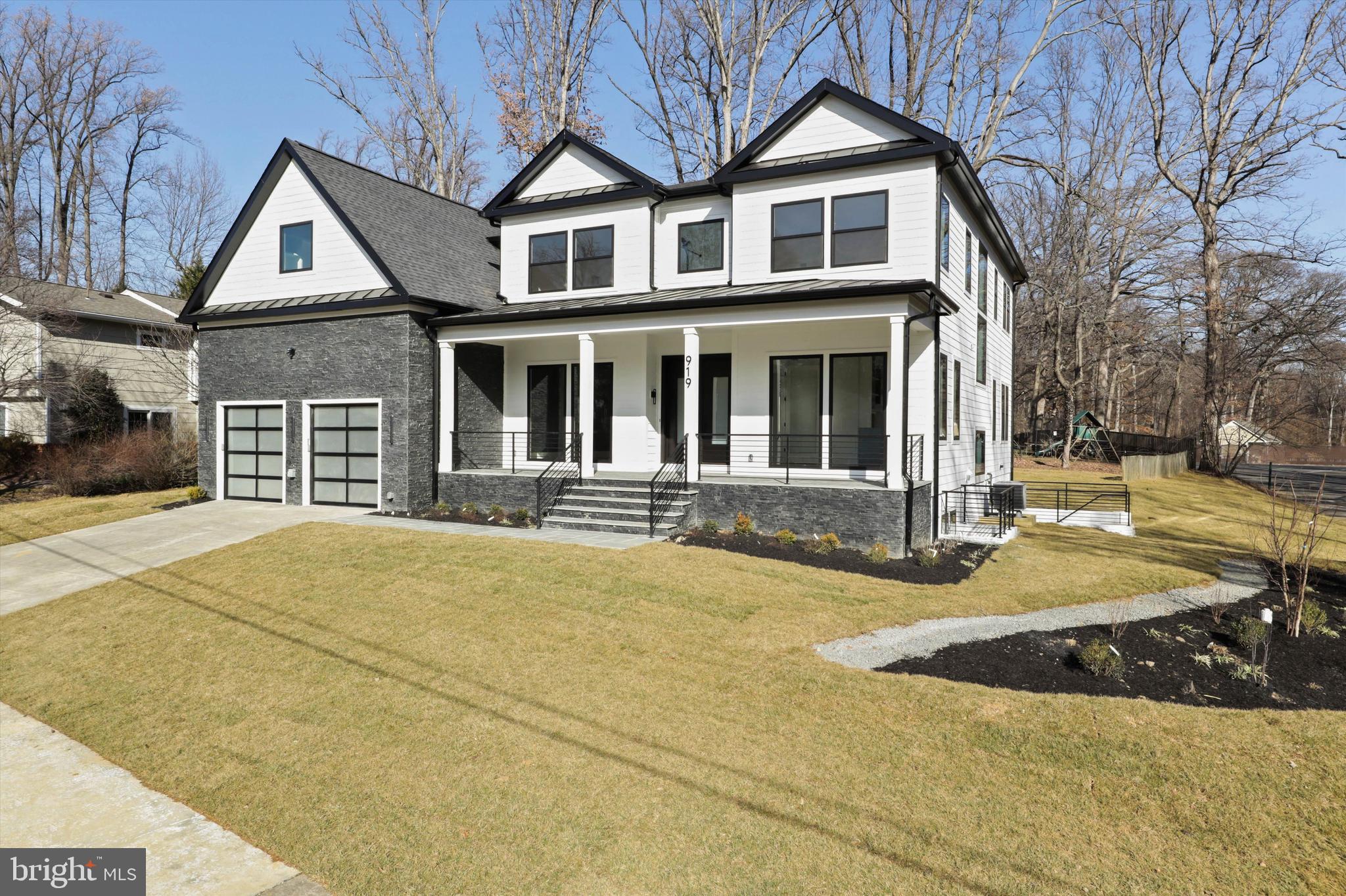 VIENNA WOODS - Residential