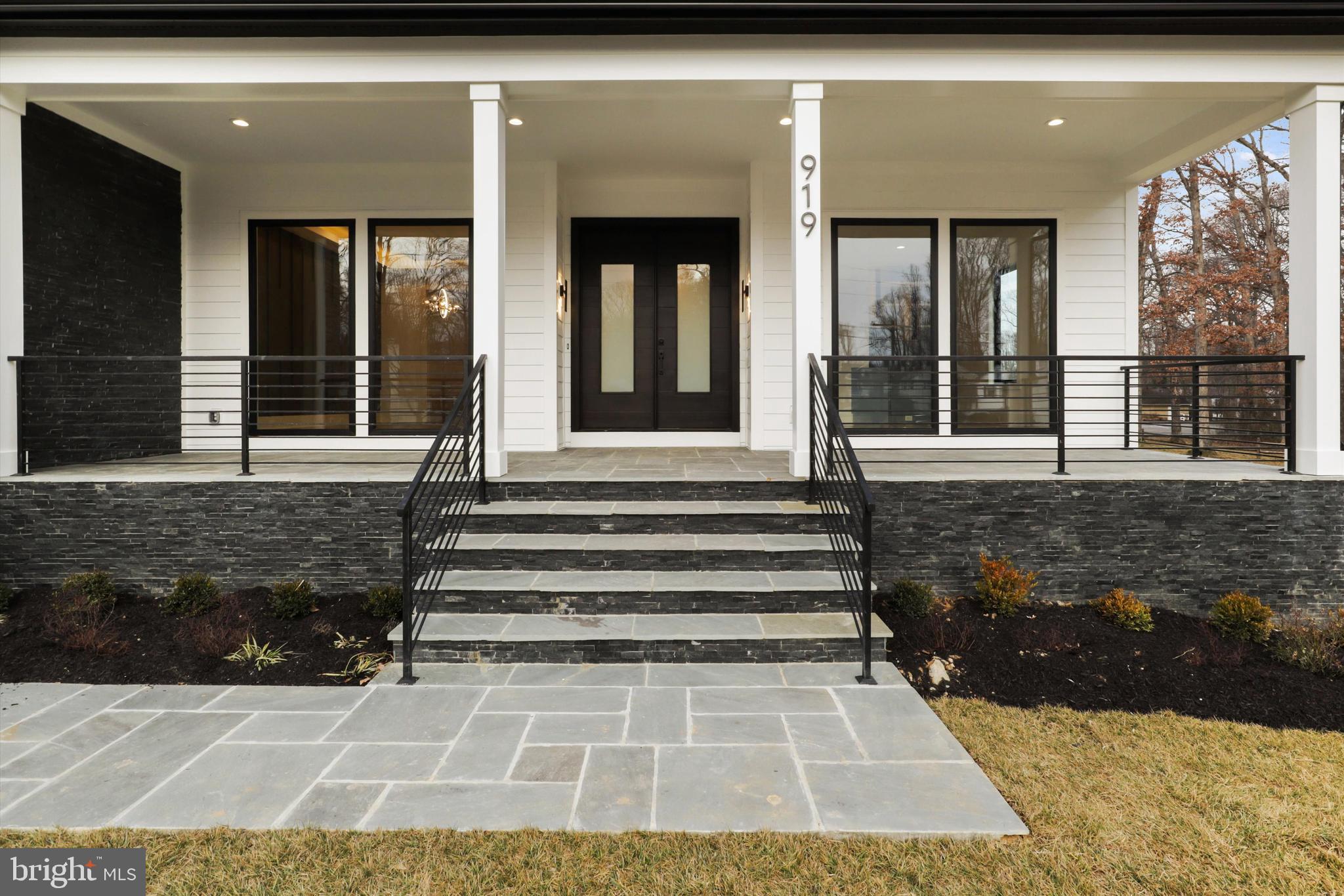 VIENNA WOODS - Residential