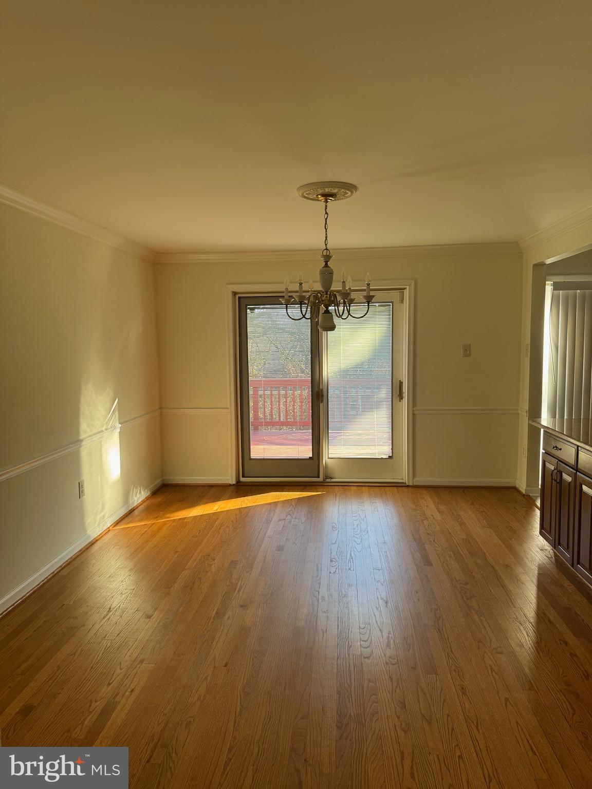 CARLYN SQUARE - Residential Lease