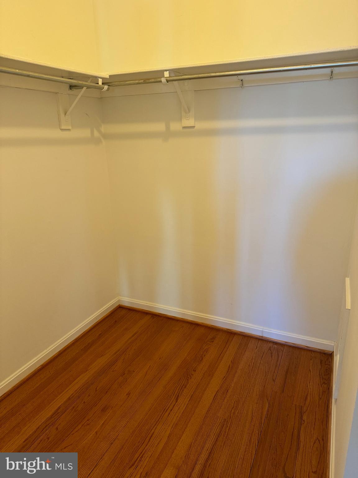 CARLYN SQUARE - Residential Lease