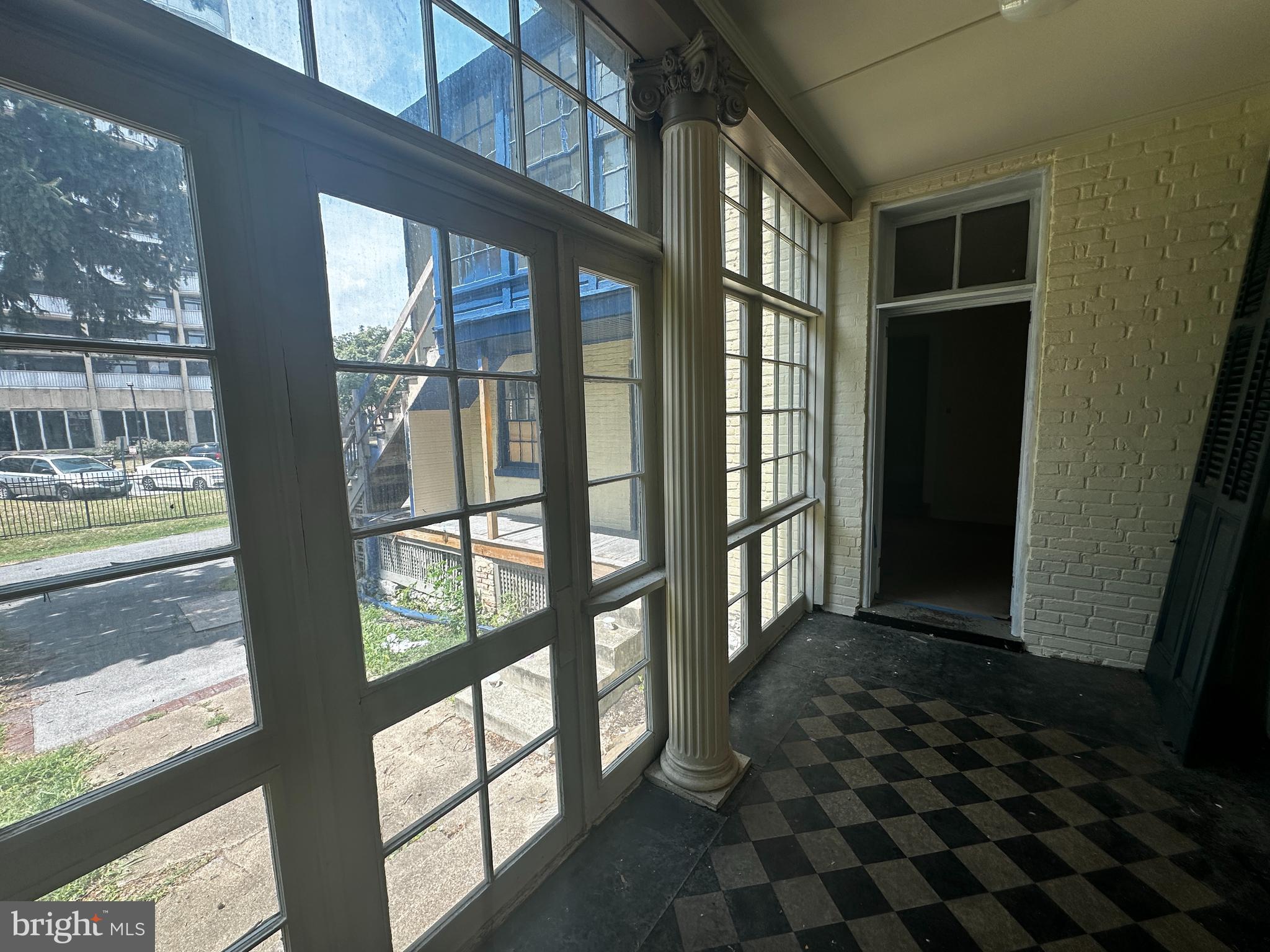 ARTS & ENTERTAINMENT DISTRICT - Residential