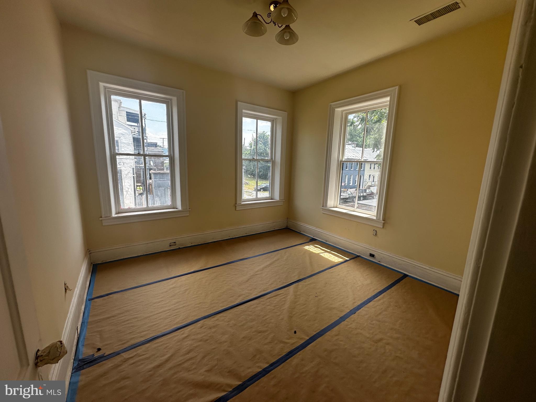 ARTS & ENTERTAINMENT DISTRICT - Residential