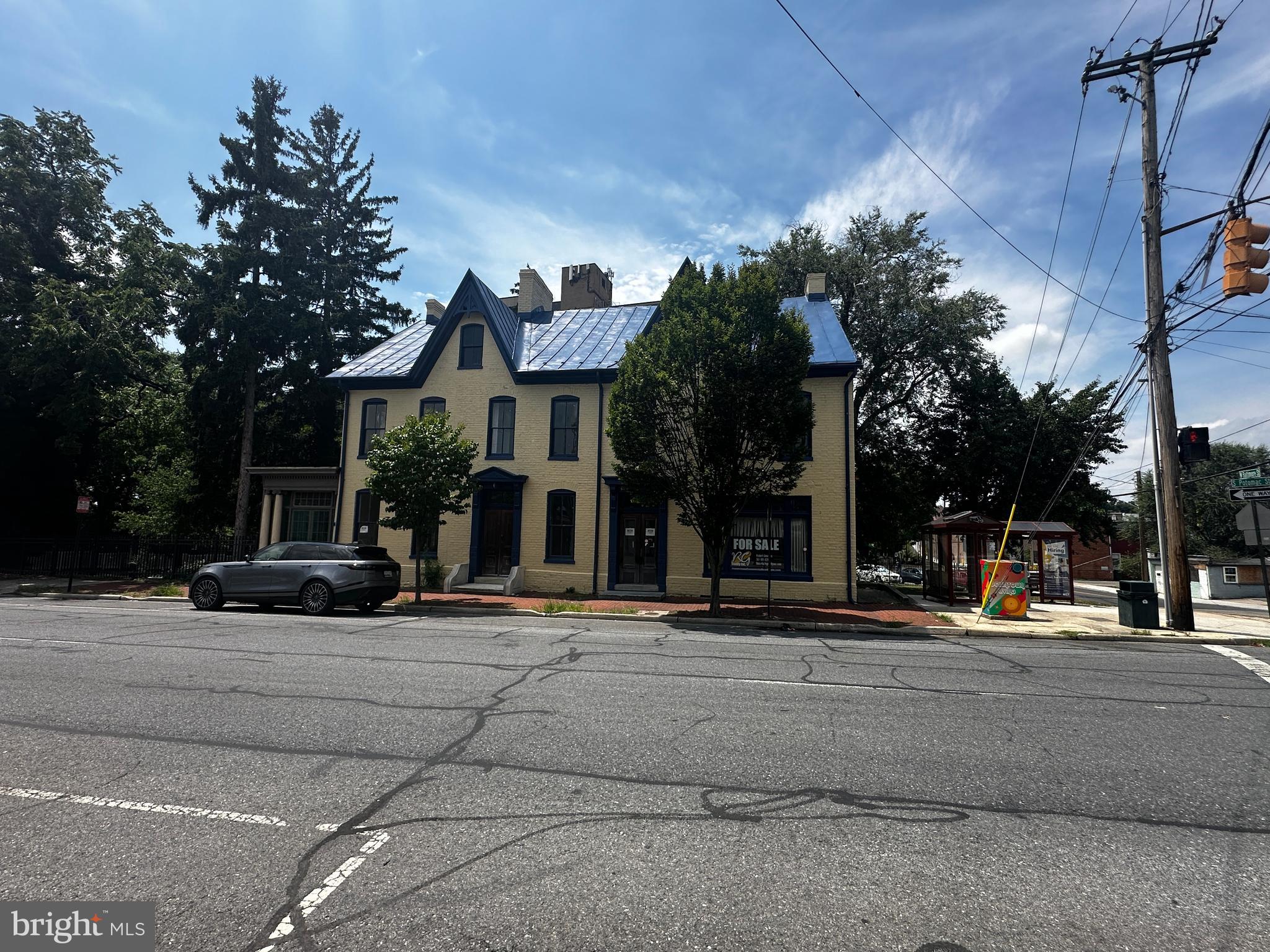 ARTS & ENTERTAINMENT DISTRICT - Residential