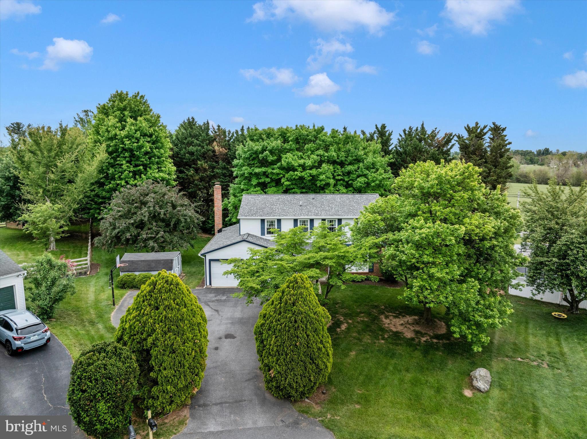 DUBLIN MANOR - Residential