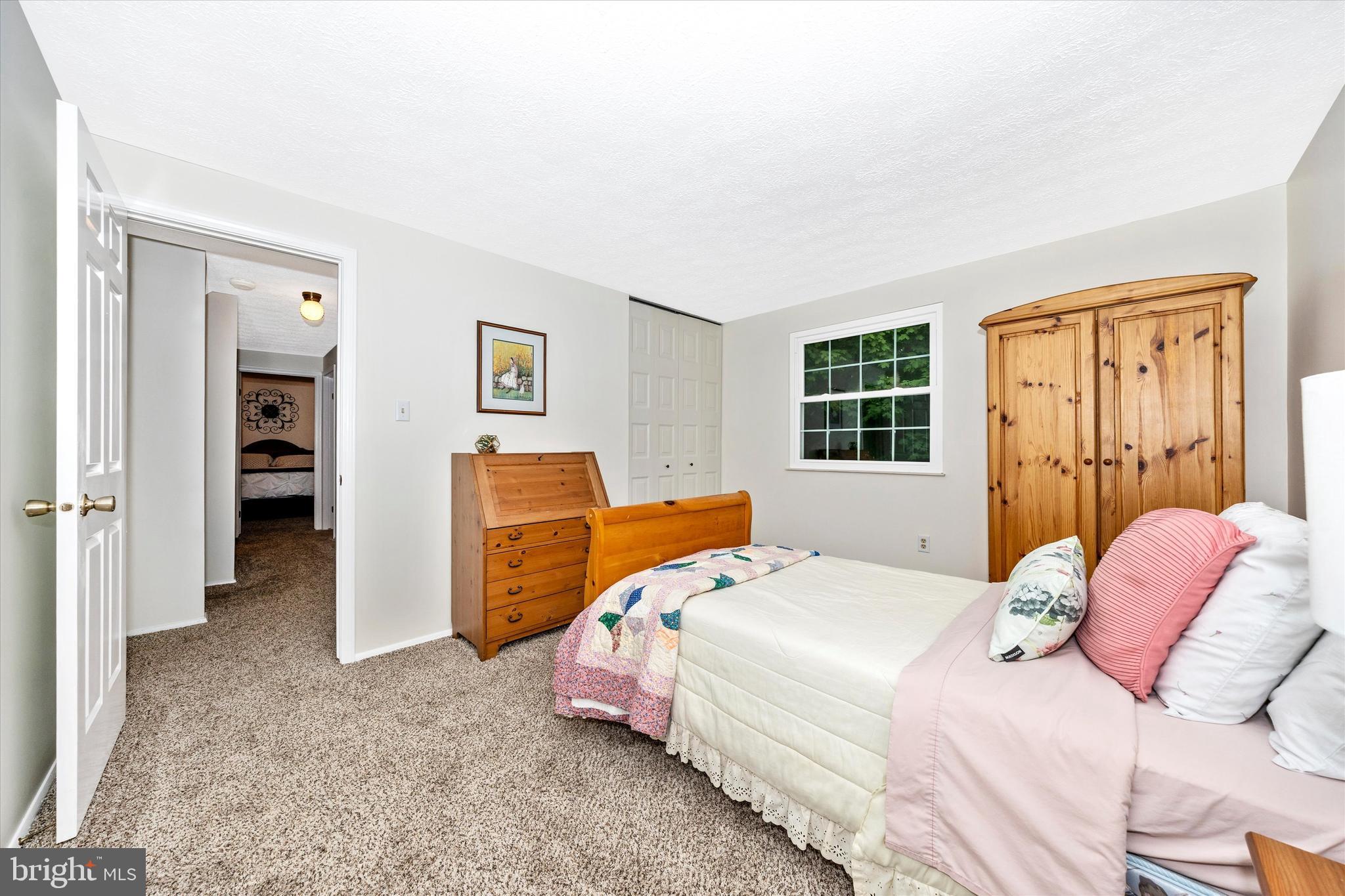 DUBLIN MANOR - Residential