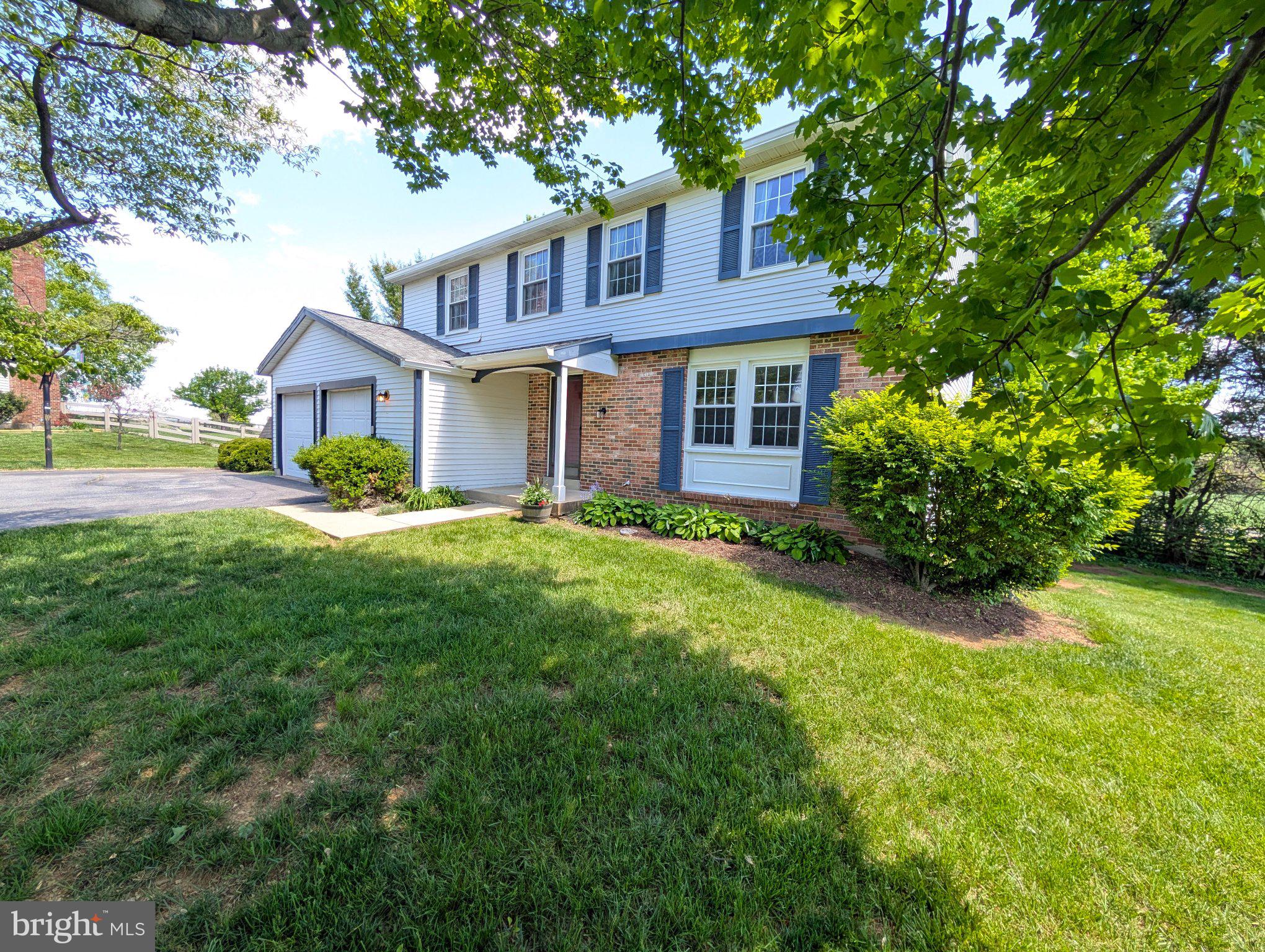 8211 REVEILLE COURT
