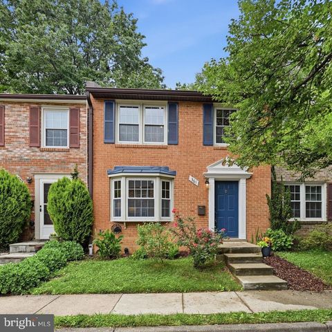 Photo of 361 Gundry Drive, FALLS CHURCH, VA 22046 (MLS # VAFA2003956)