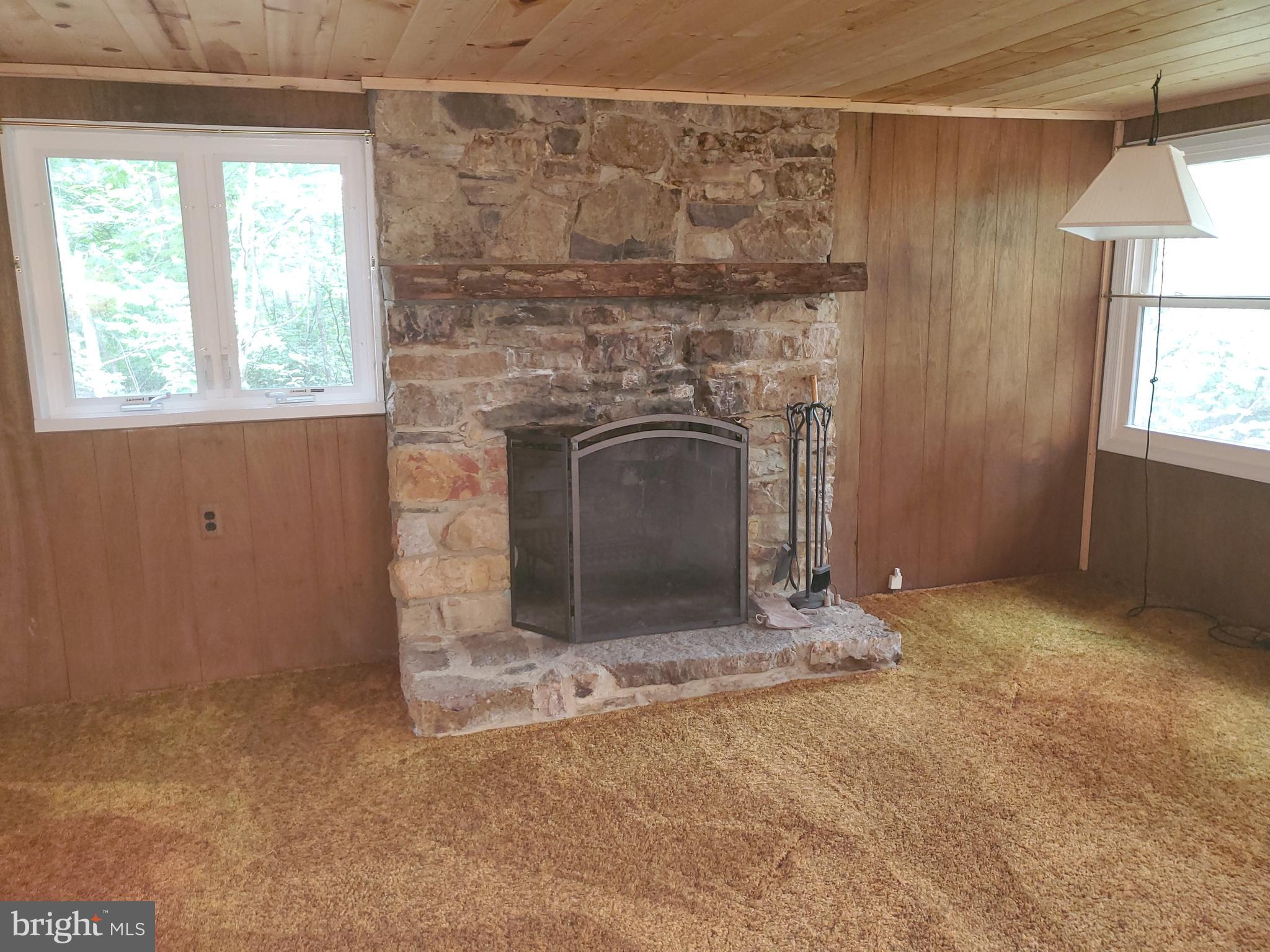 SHAWNEELAND - Residential