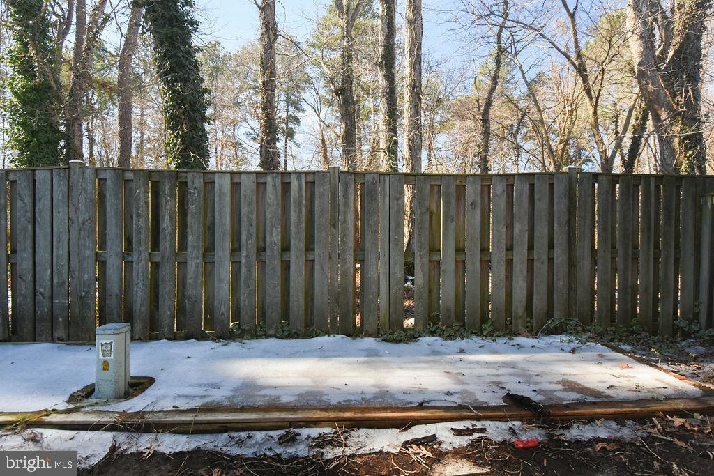 OAK MANOR TWN HSE CONDO - Residential