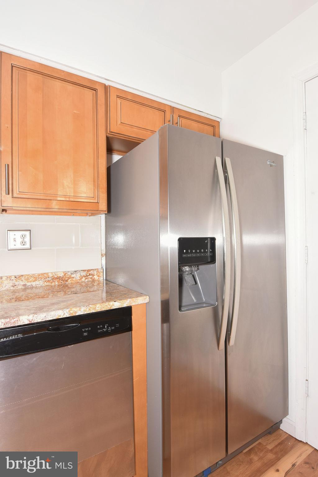 OAK MANOR TWN HSE CONDO - Residential