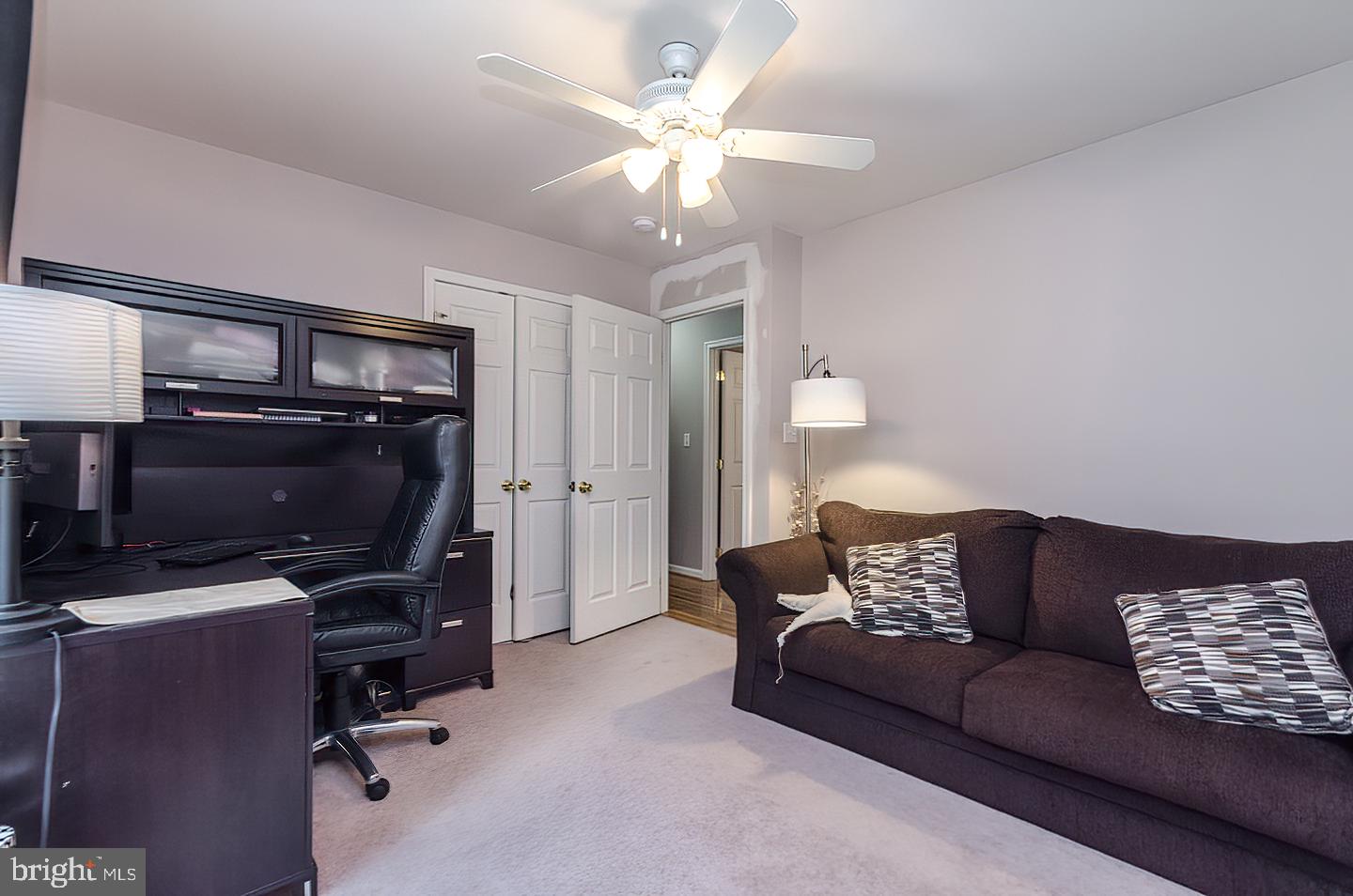 SHANNONDALE - Residential